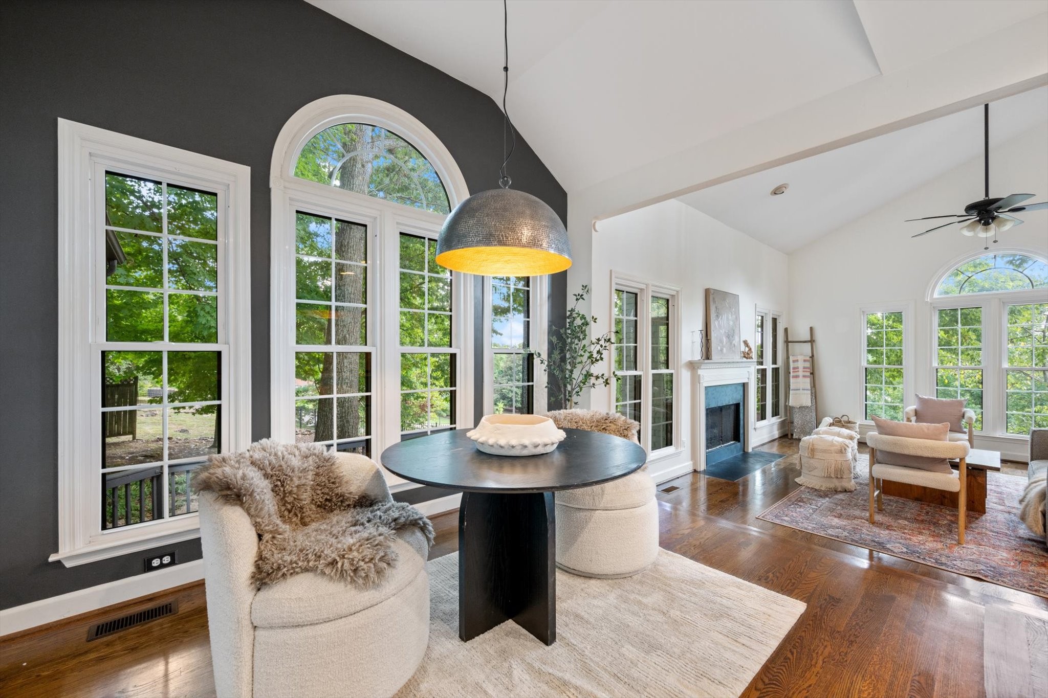 300 Gainsway Ct