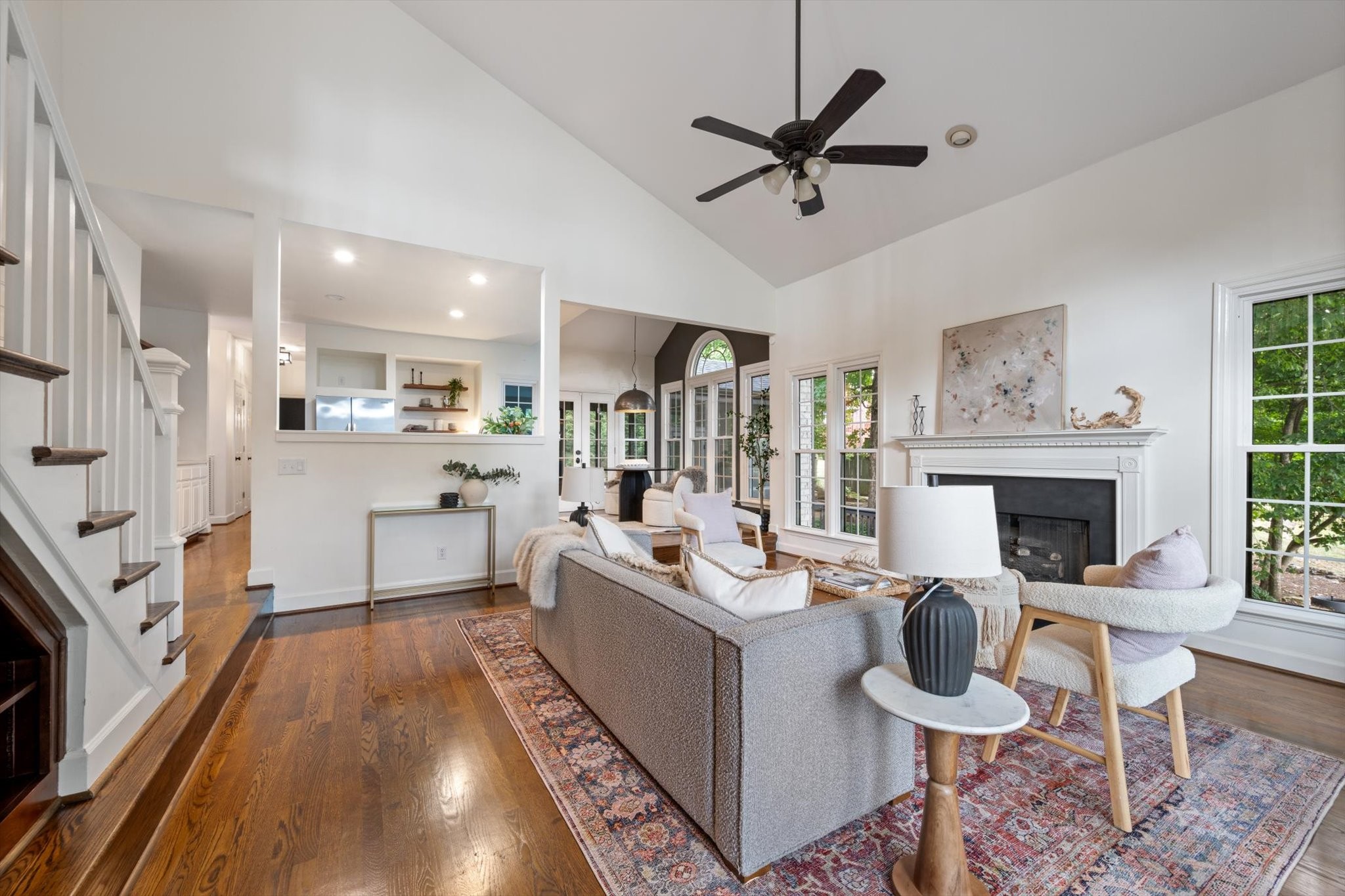 300 Gainsway Ct