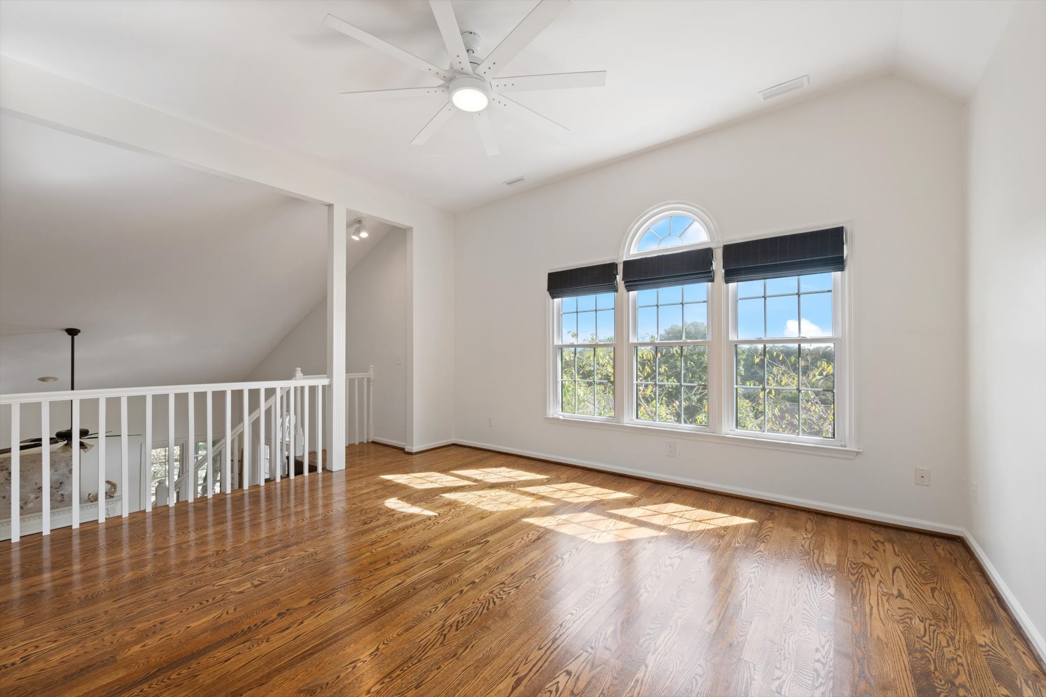 300 Gainsway Ct