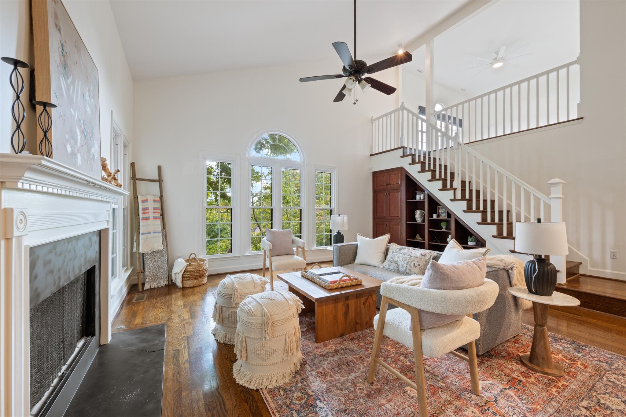 300 Gainsway Ct