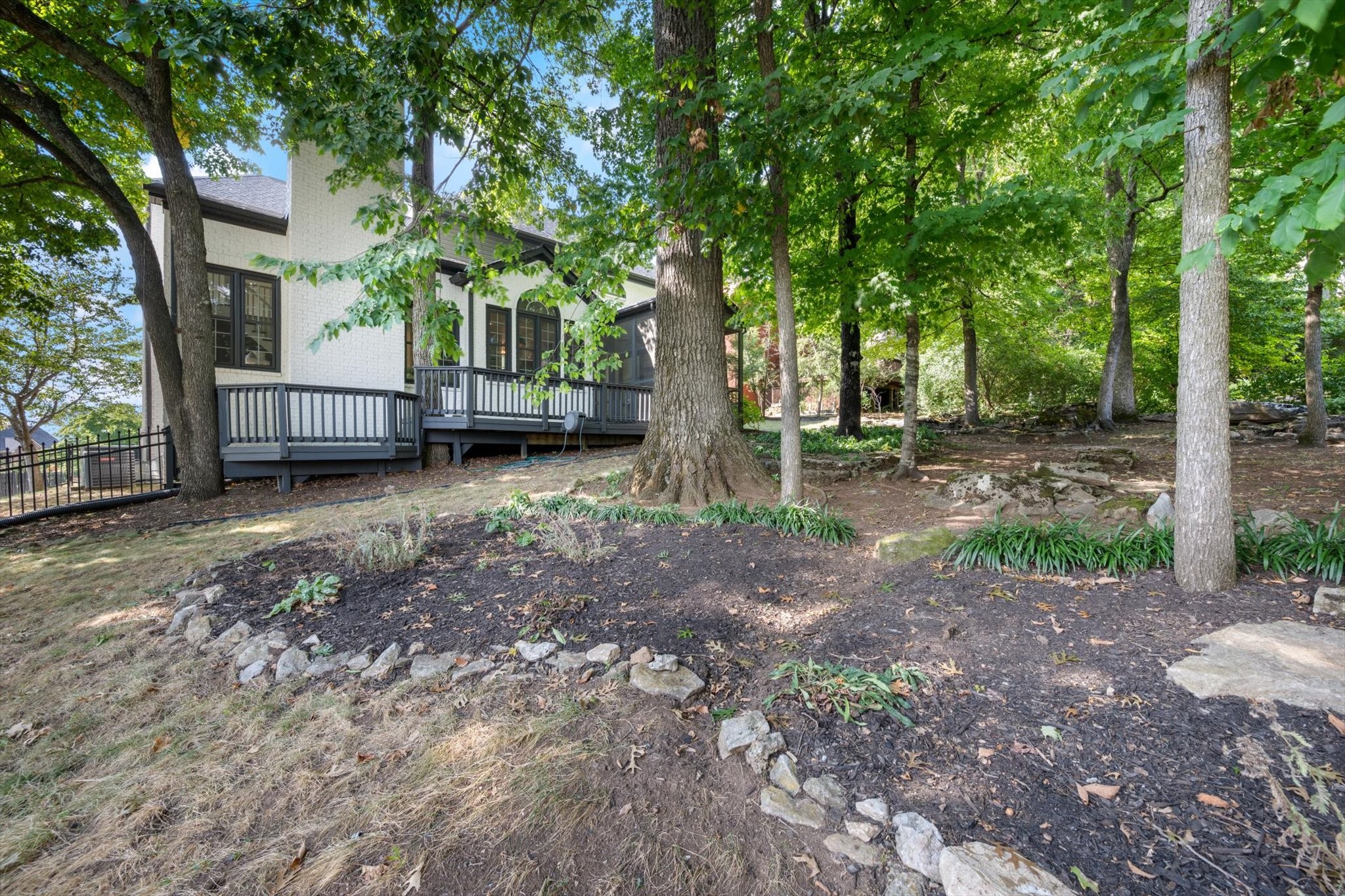 300 Gainsway Ct