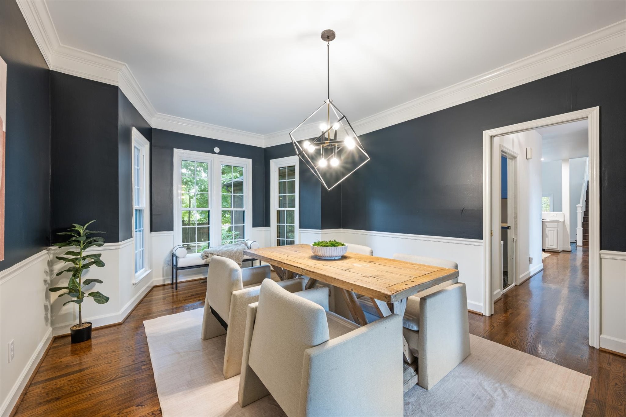 300 Gainsway Ct