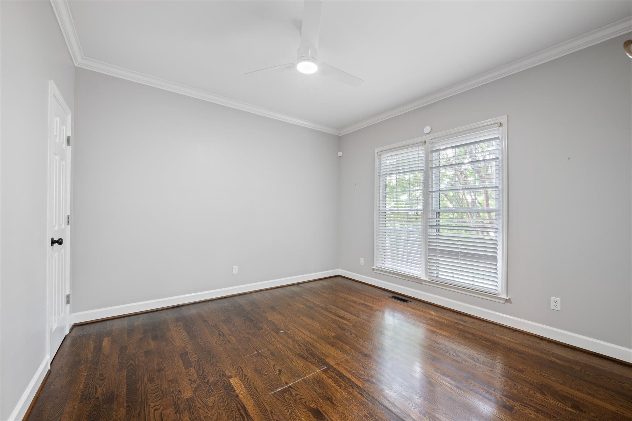 300 Gainsway Ct