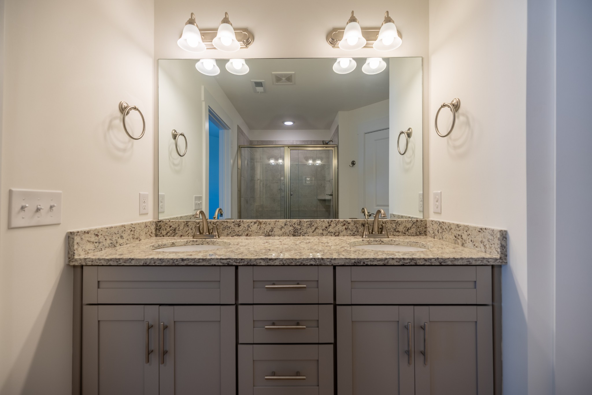 1062 Sweetleaf Dr