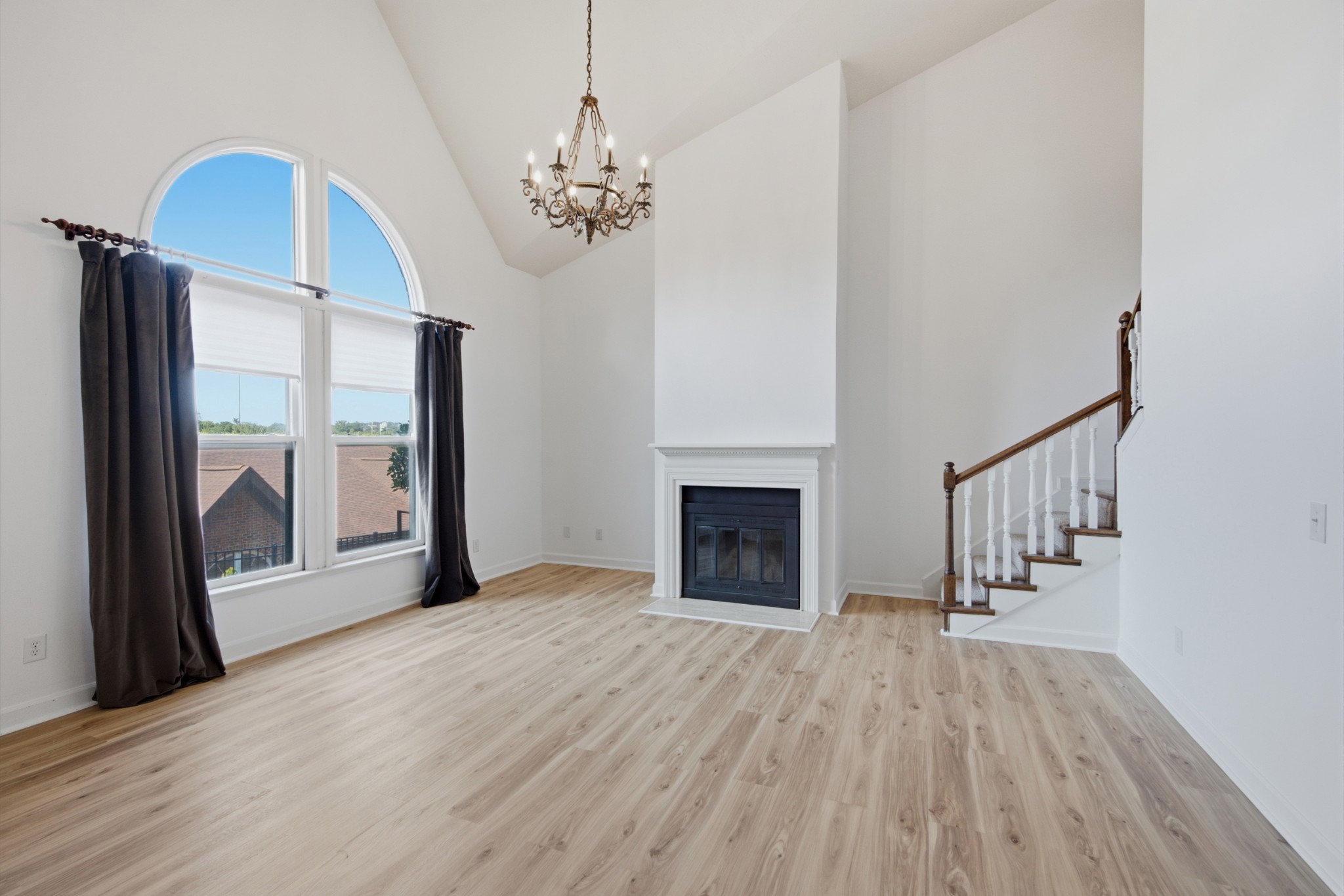 113 Highland Villa Dr