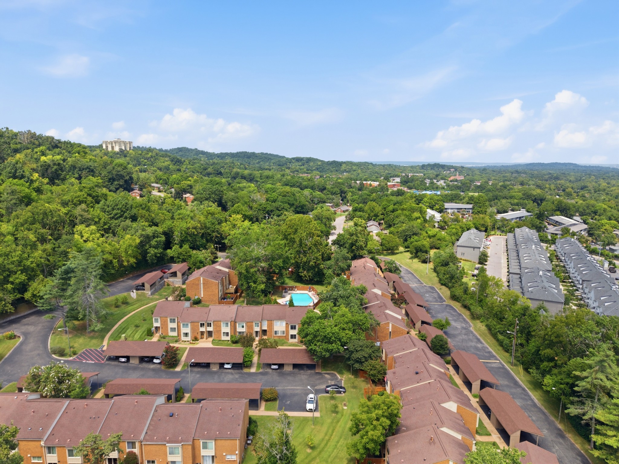6946 Highland Park Dr