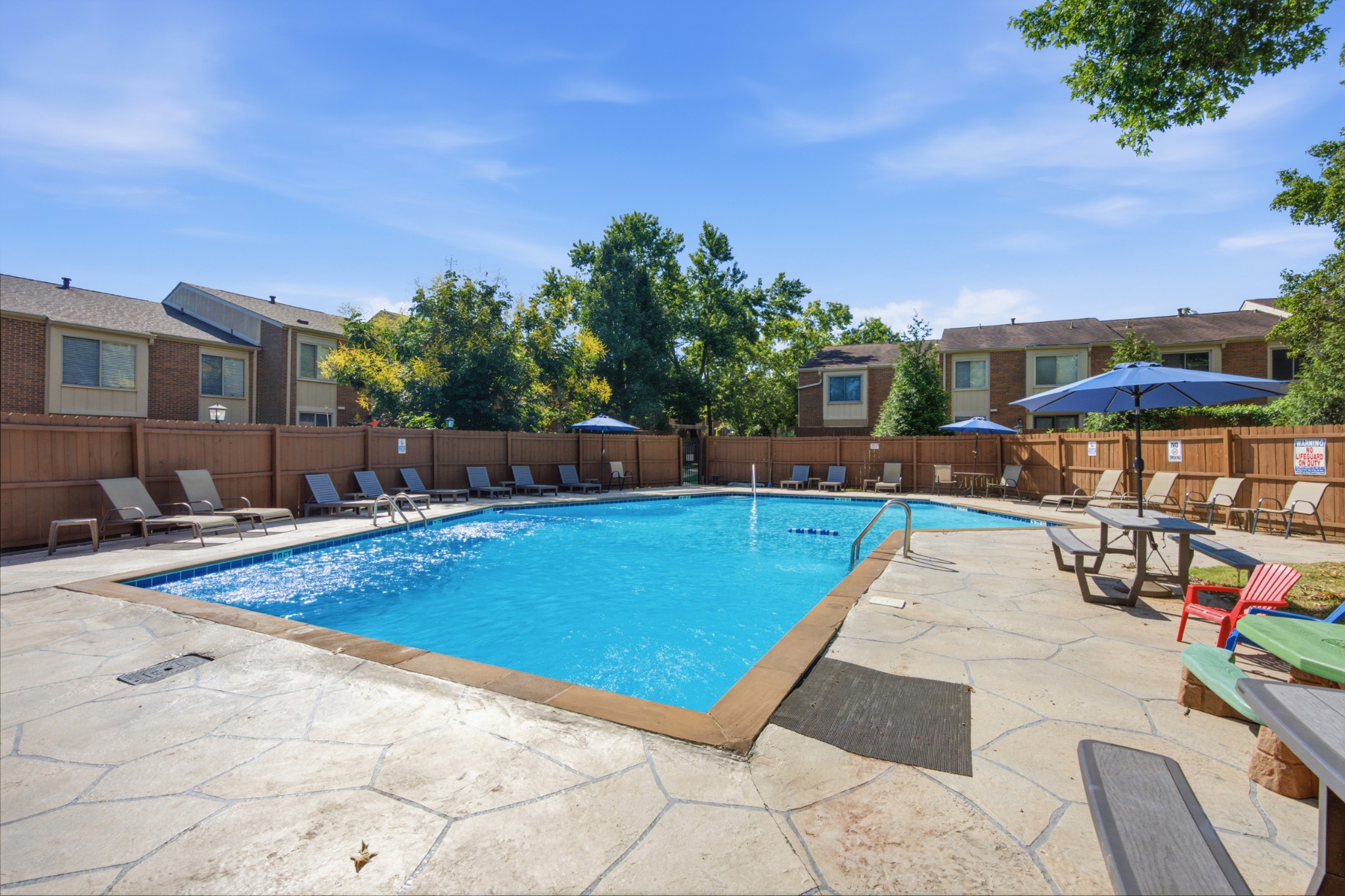 6946 Highland Park Dr