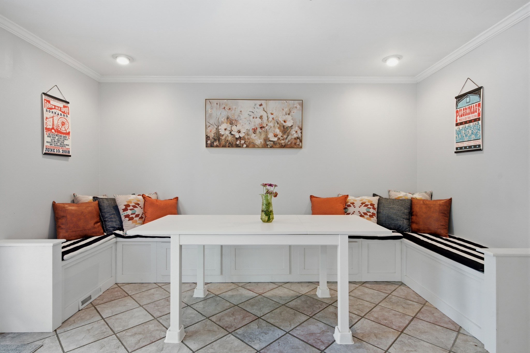 6946 Highland Park Dr
