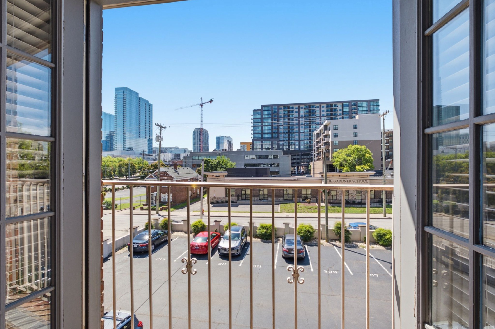 1808 State St Unit: 311