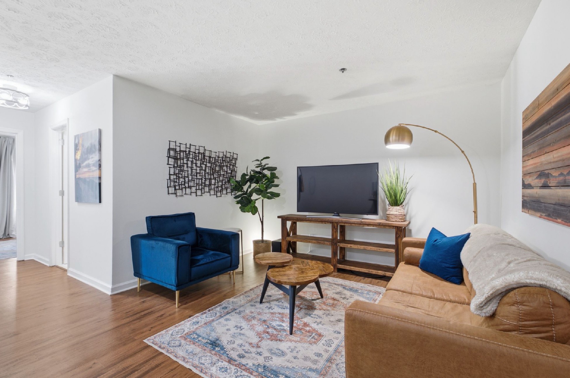 1808 State St Unit: 311