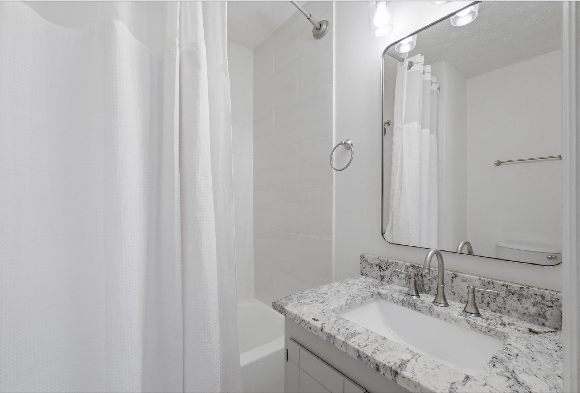 1808 State St Unit: 311