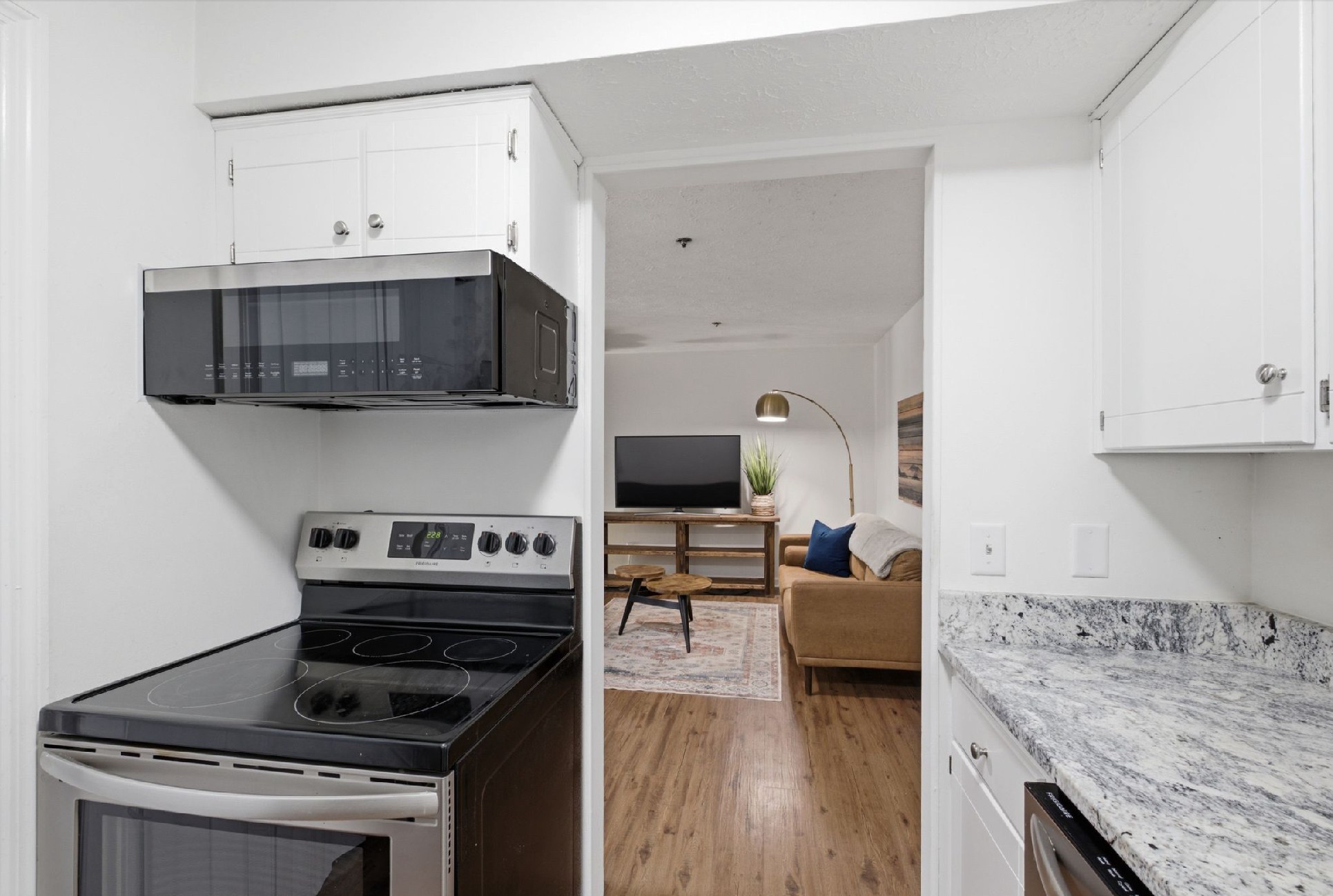 1808 State St Unit: 311
