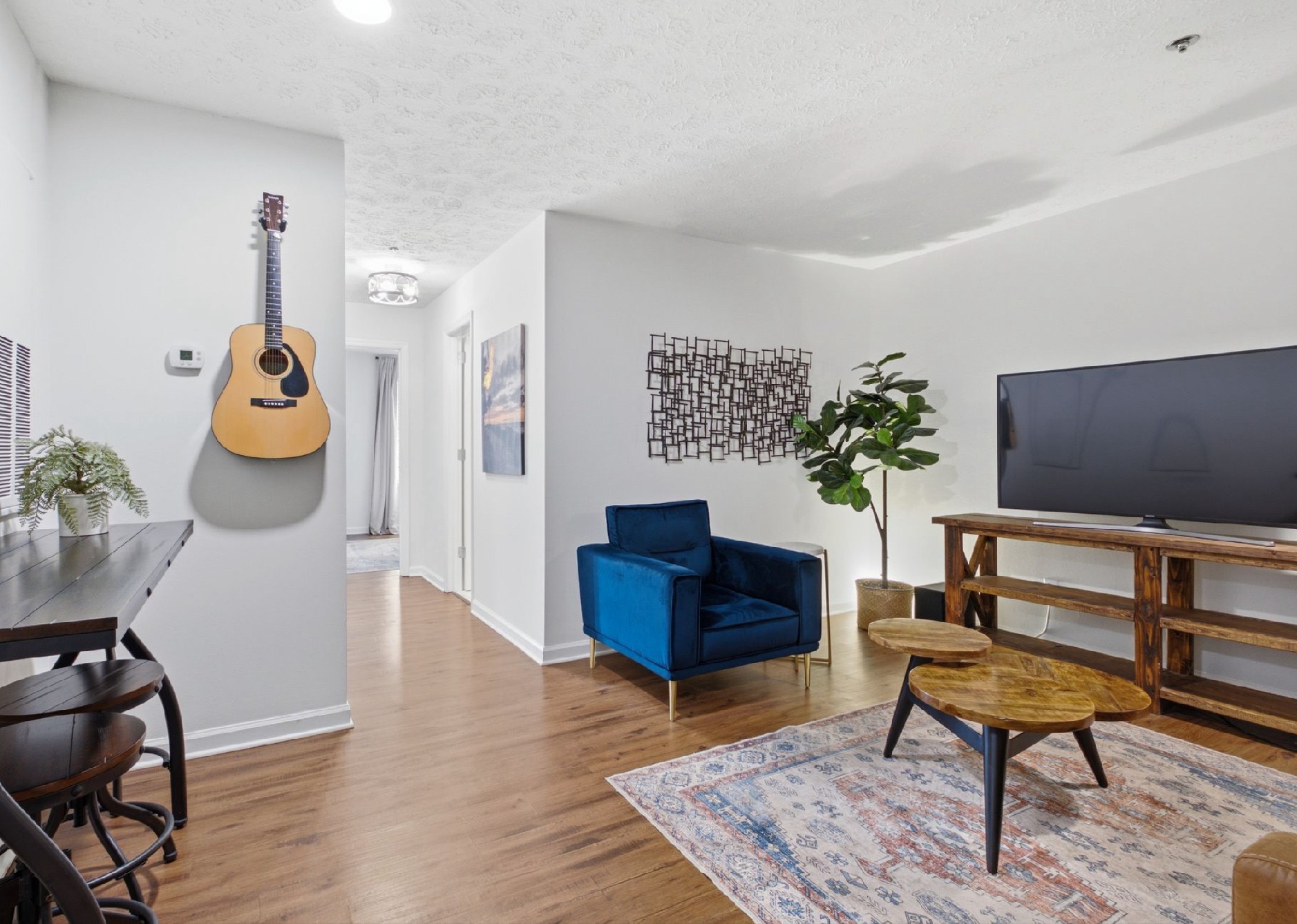 1808 State St Unit: 311