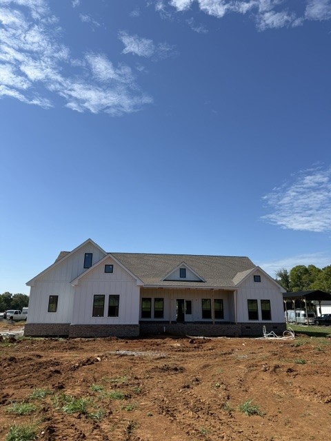 325 Burns Rd