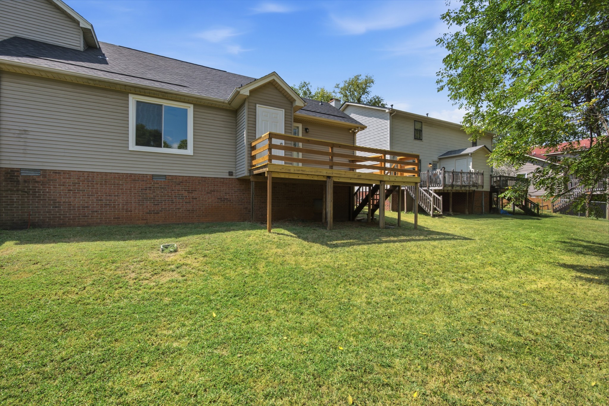1033 Silver Point Dr
