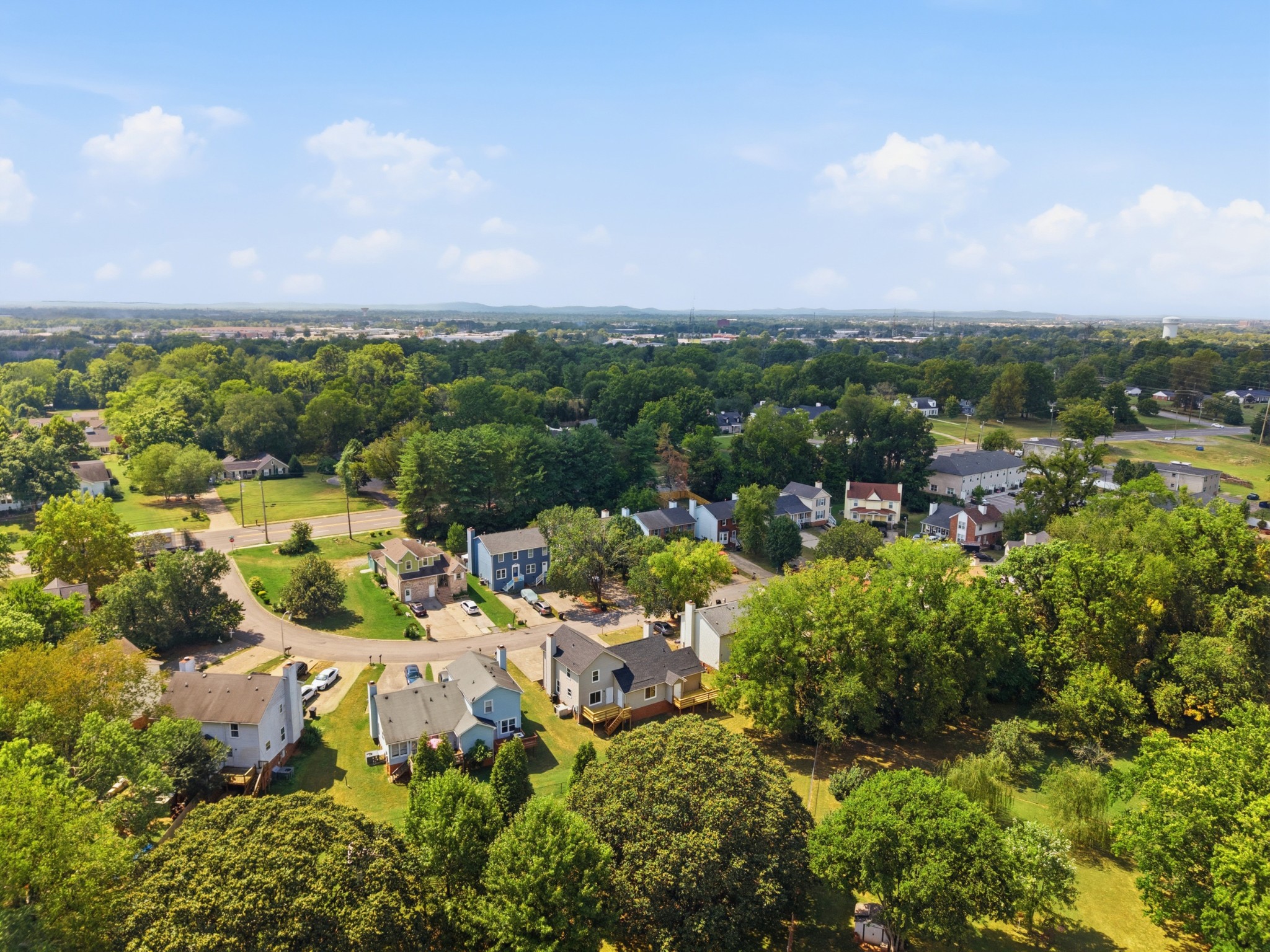 1033 Silver Point Dr