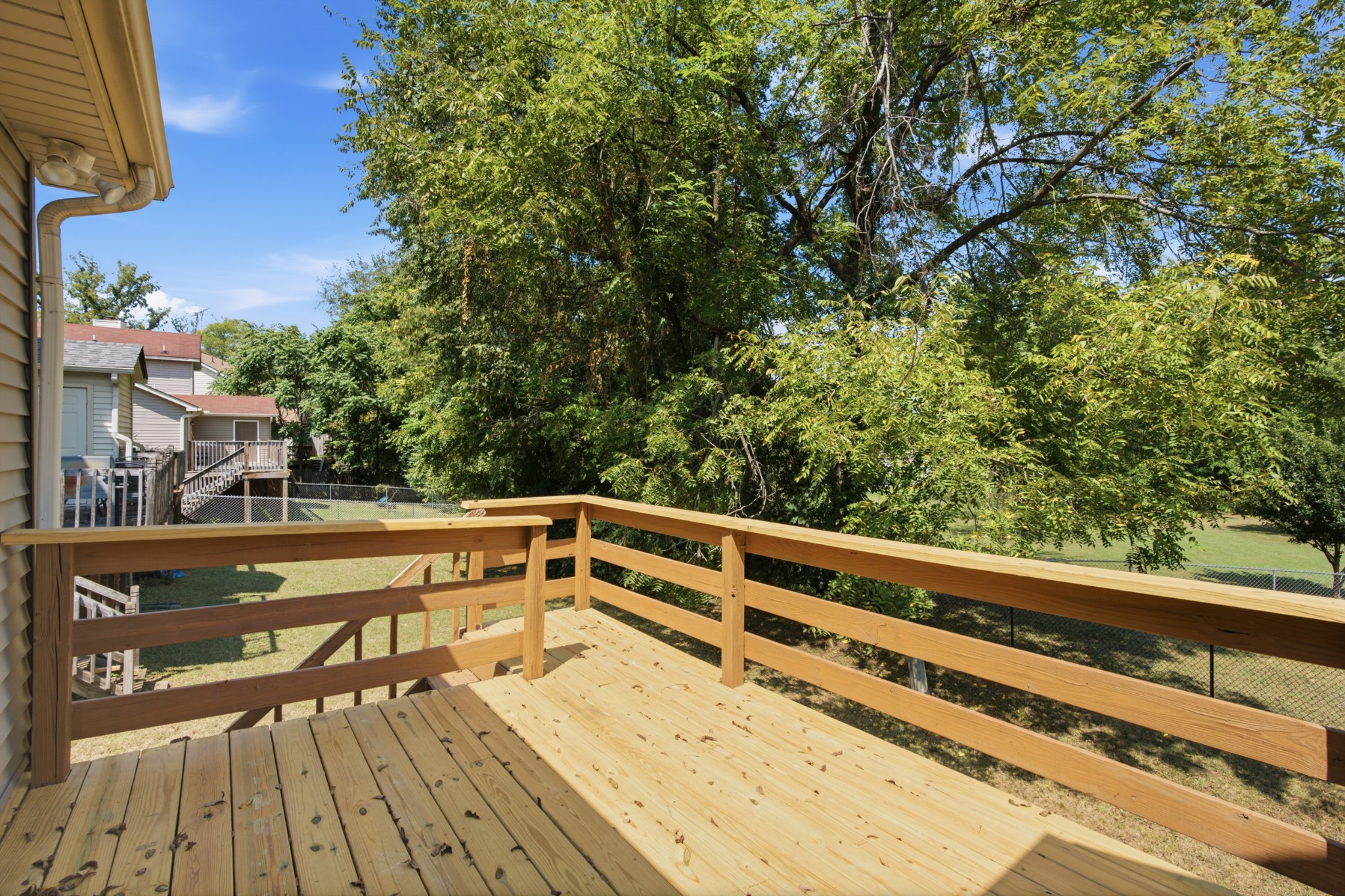 1033 Silver Point Dr