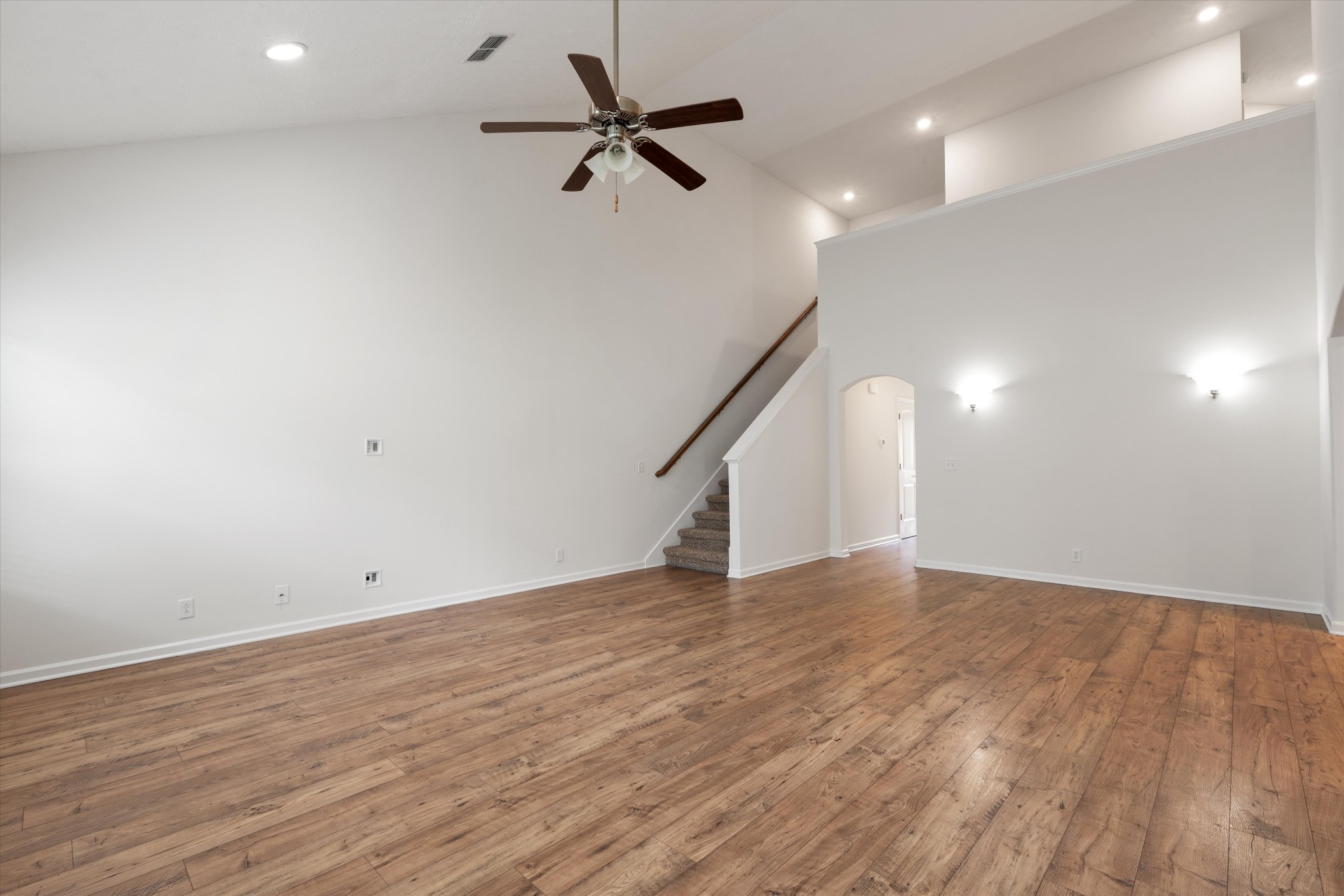 4336 Sunday Silence Way