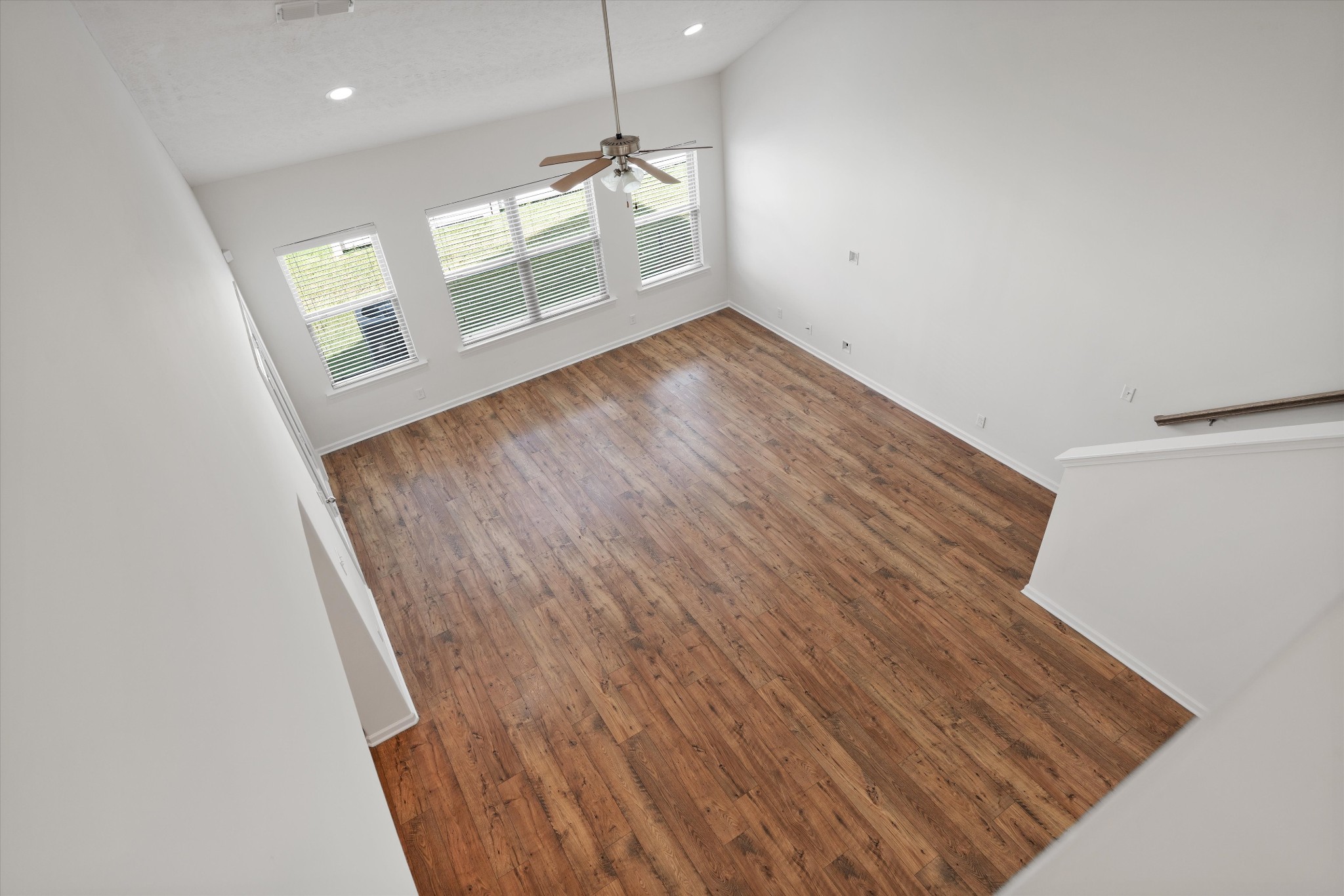 4336 Sunday Silence Way