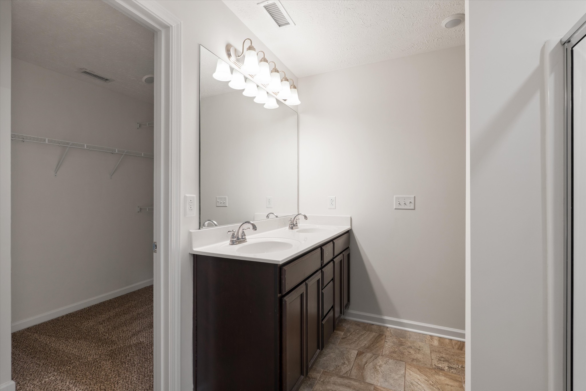 4336 Sunday Silence Way