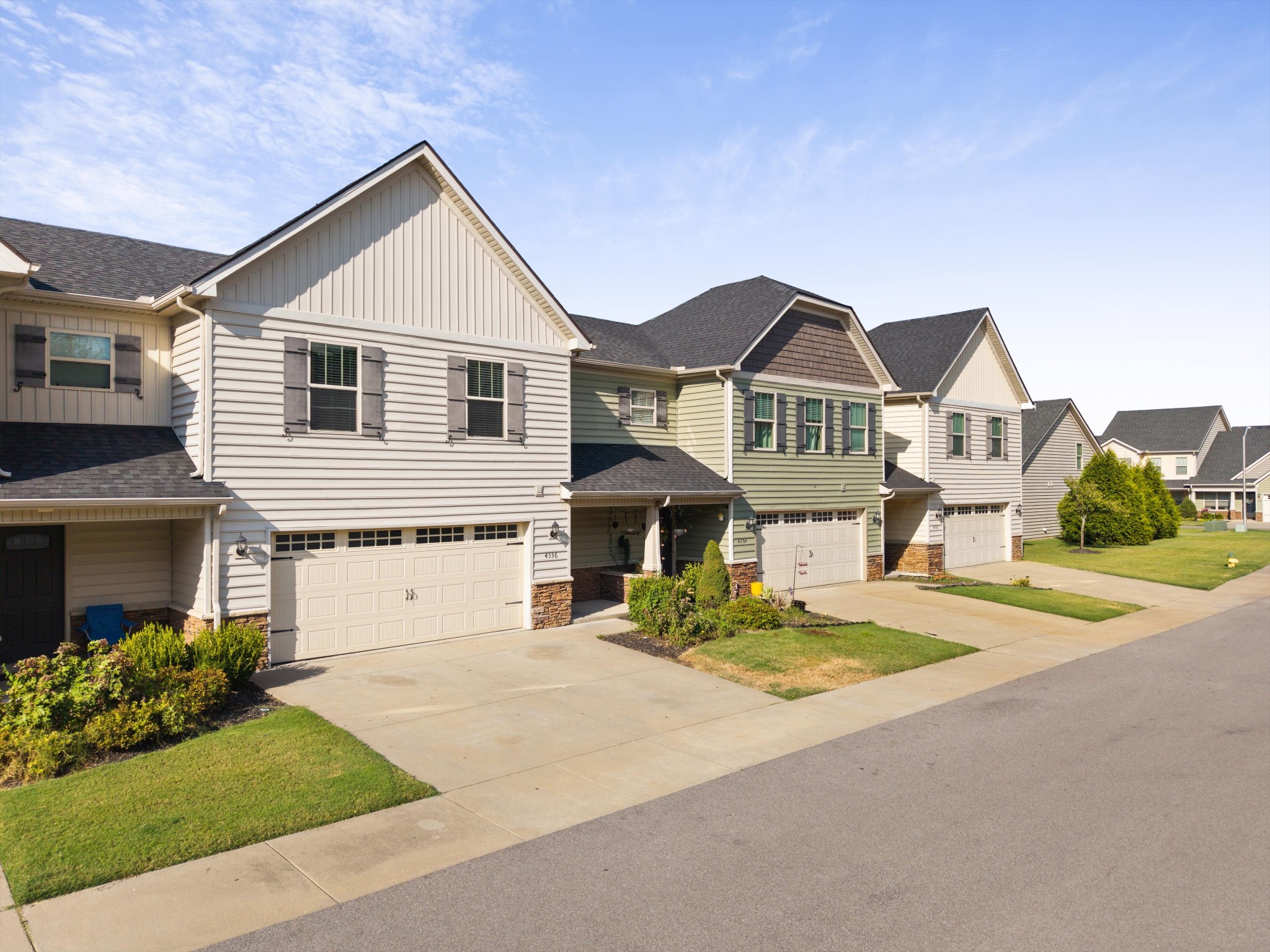 4336 Sunday Silence Way