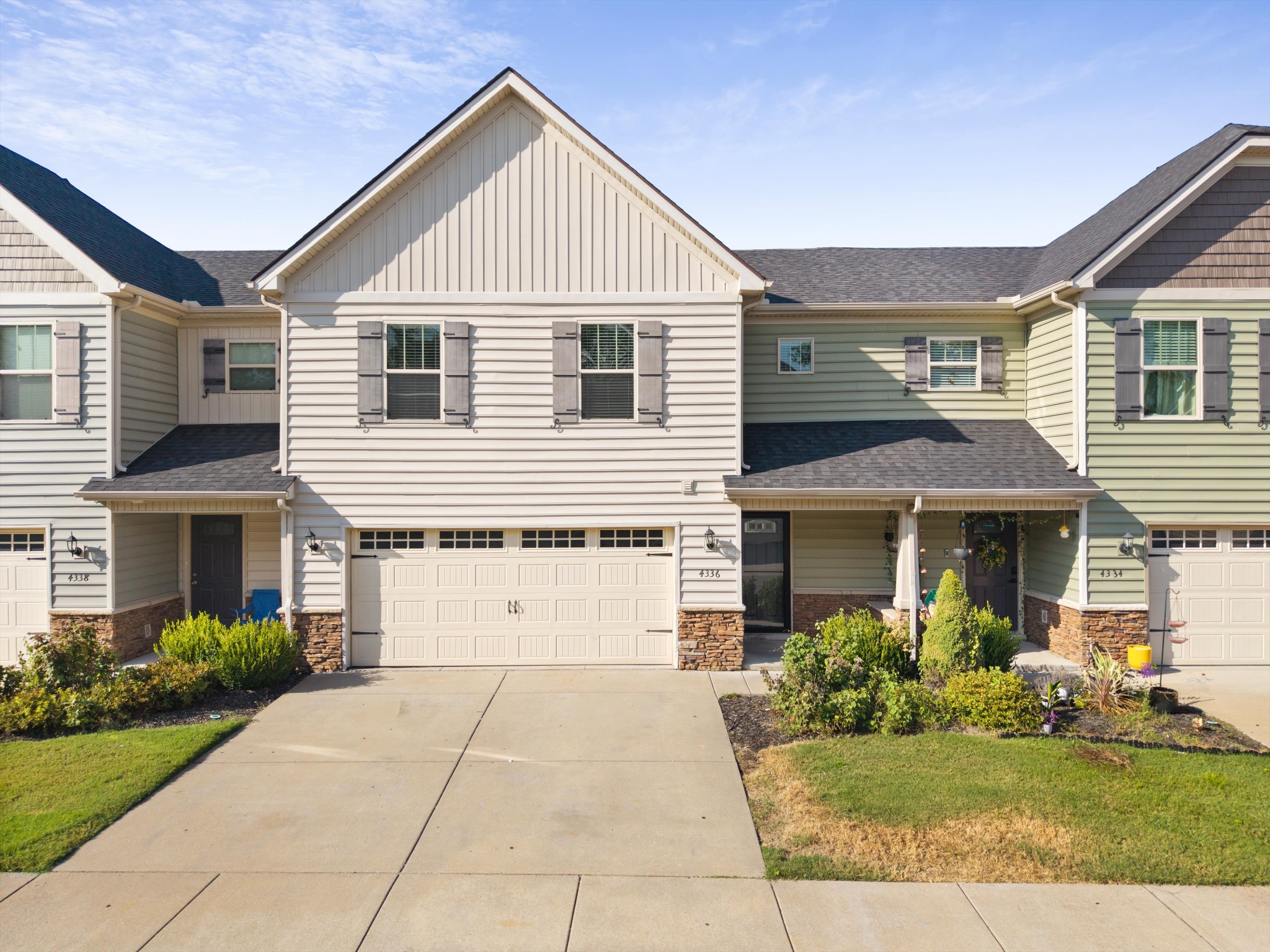 4336 Sunday Silence Way