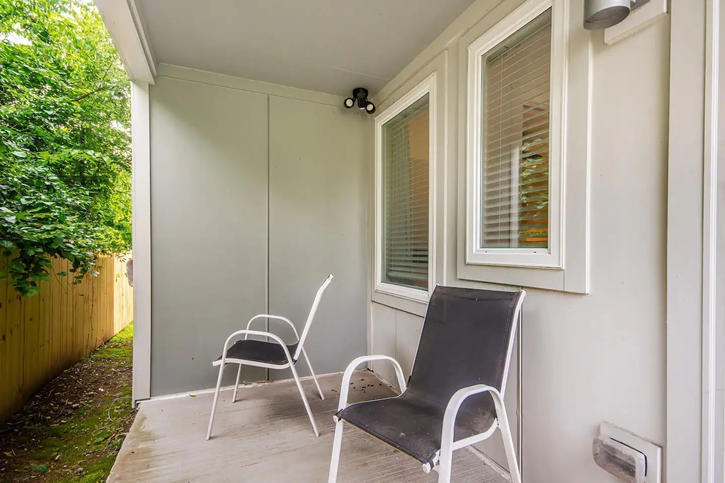 2410 Meharry Blvd Unit: 9