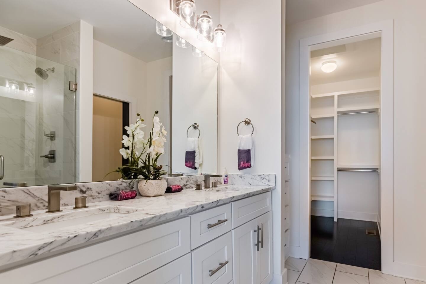 2410 Meharry Blvd Unit: 9