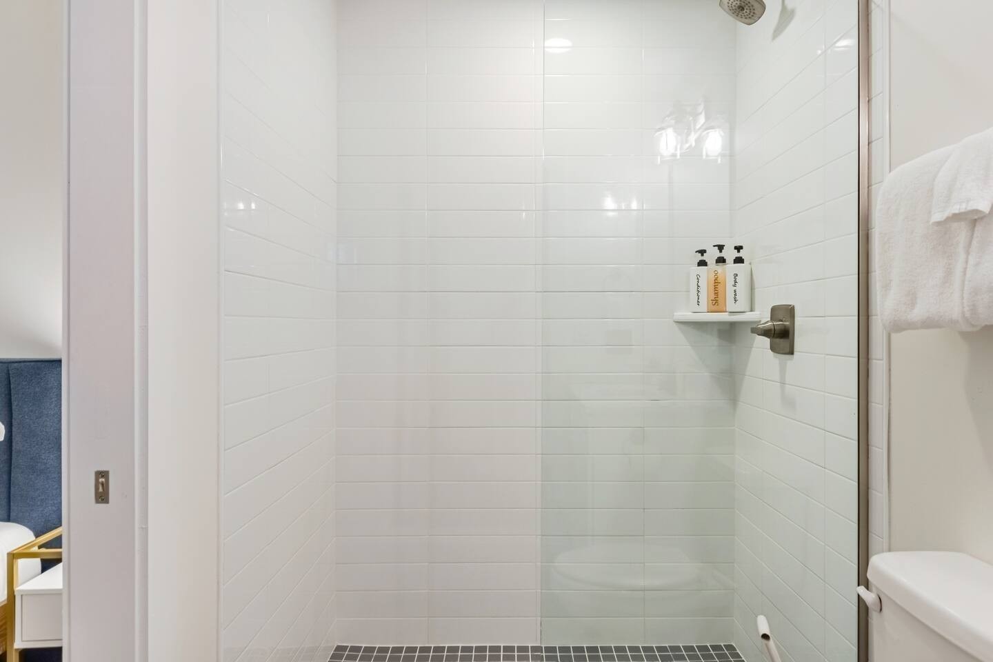 2410 Meharry Blvd Unit: 9