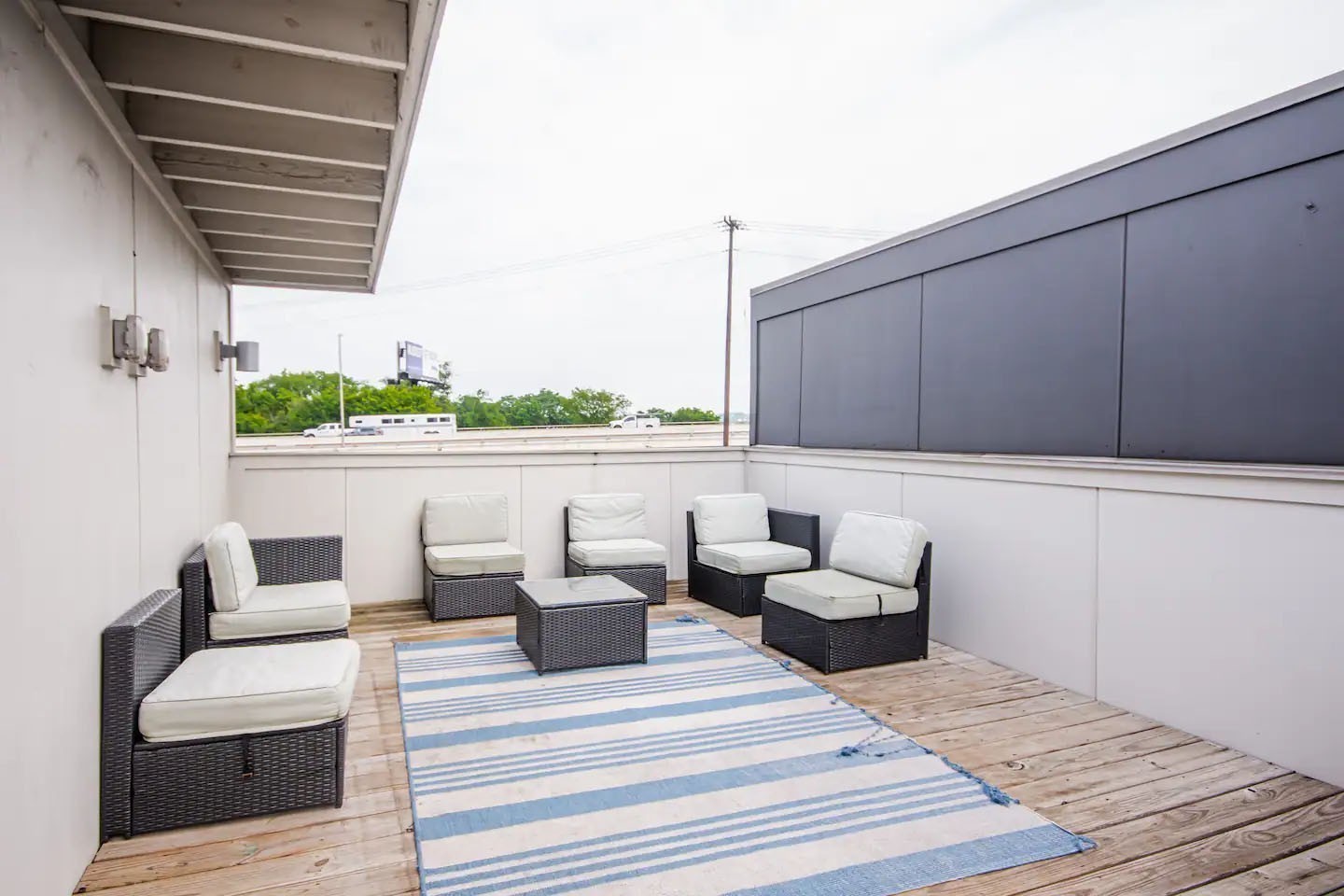 2410 Meharry Blvd Unit: 9