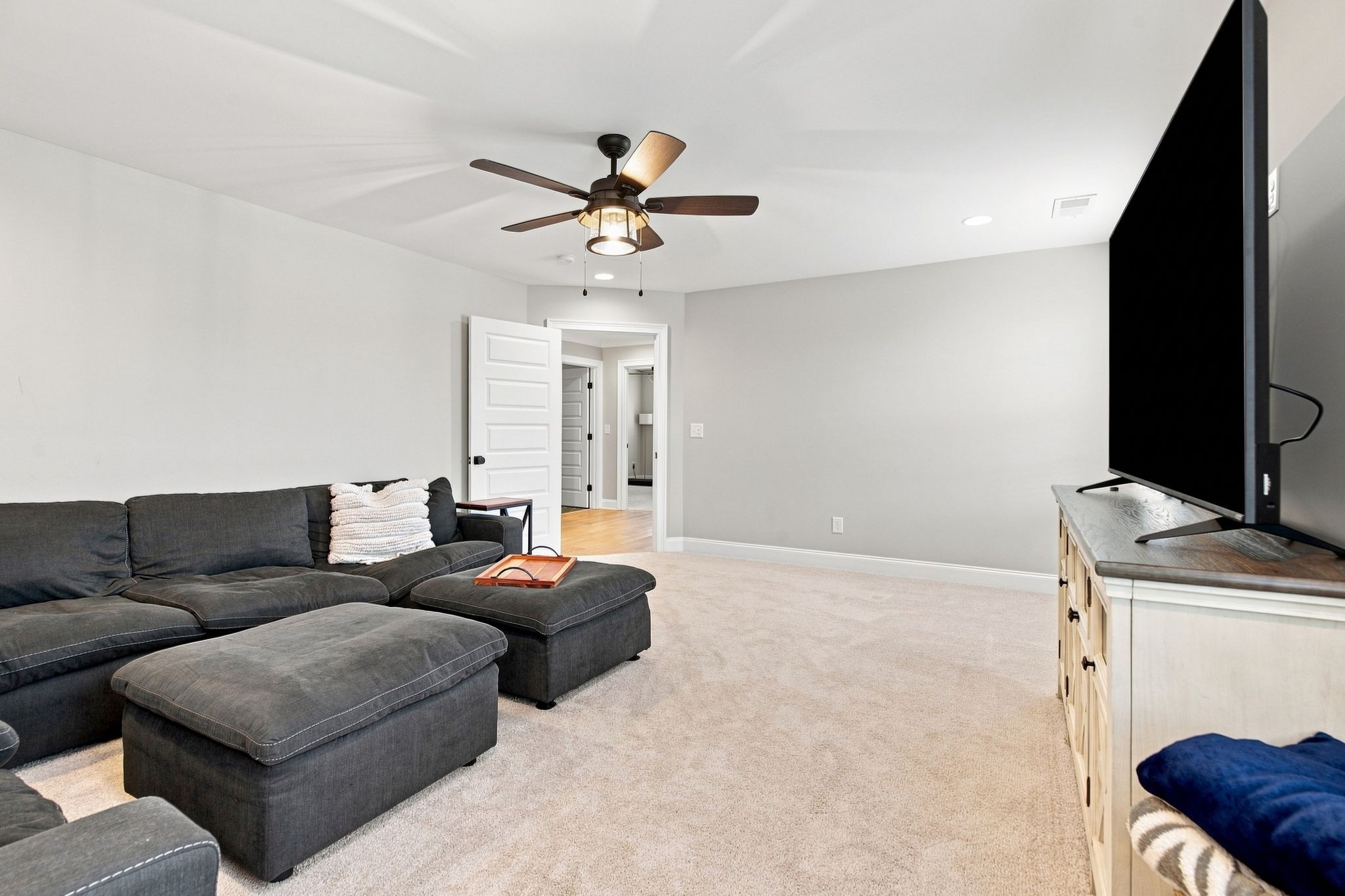 736 Orange Blossom Ct