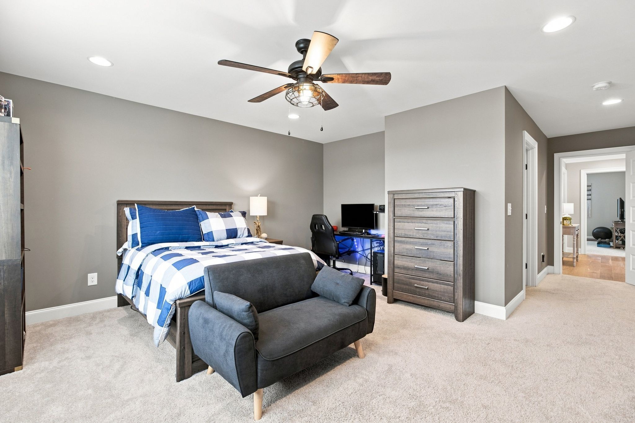 736 Orange Blossom Ct