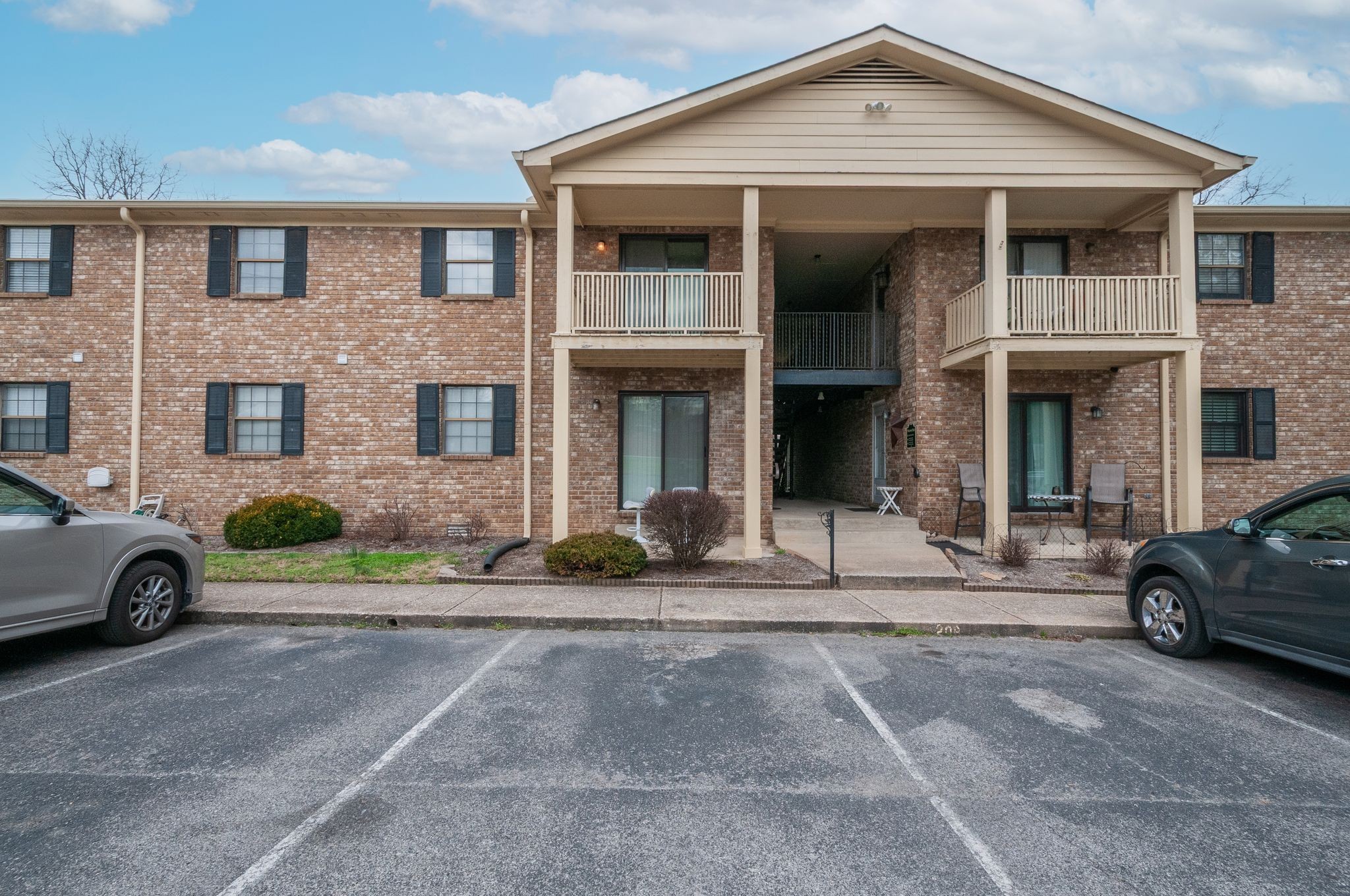 514 N Petway St Unit: #305