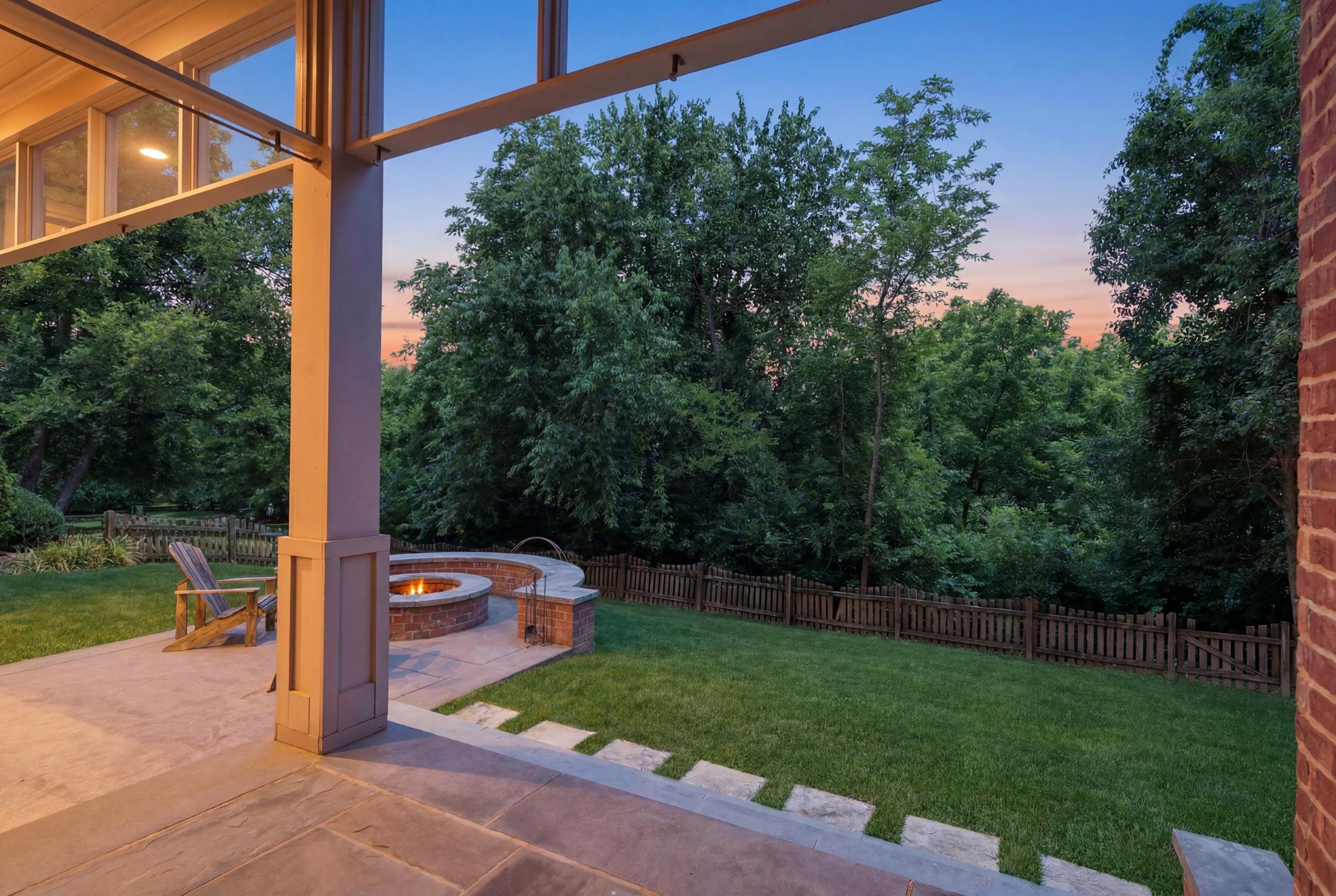 210 Stillcreek Dr