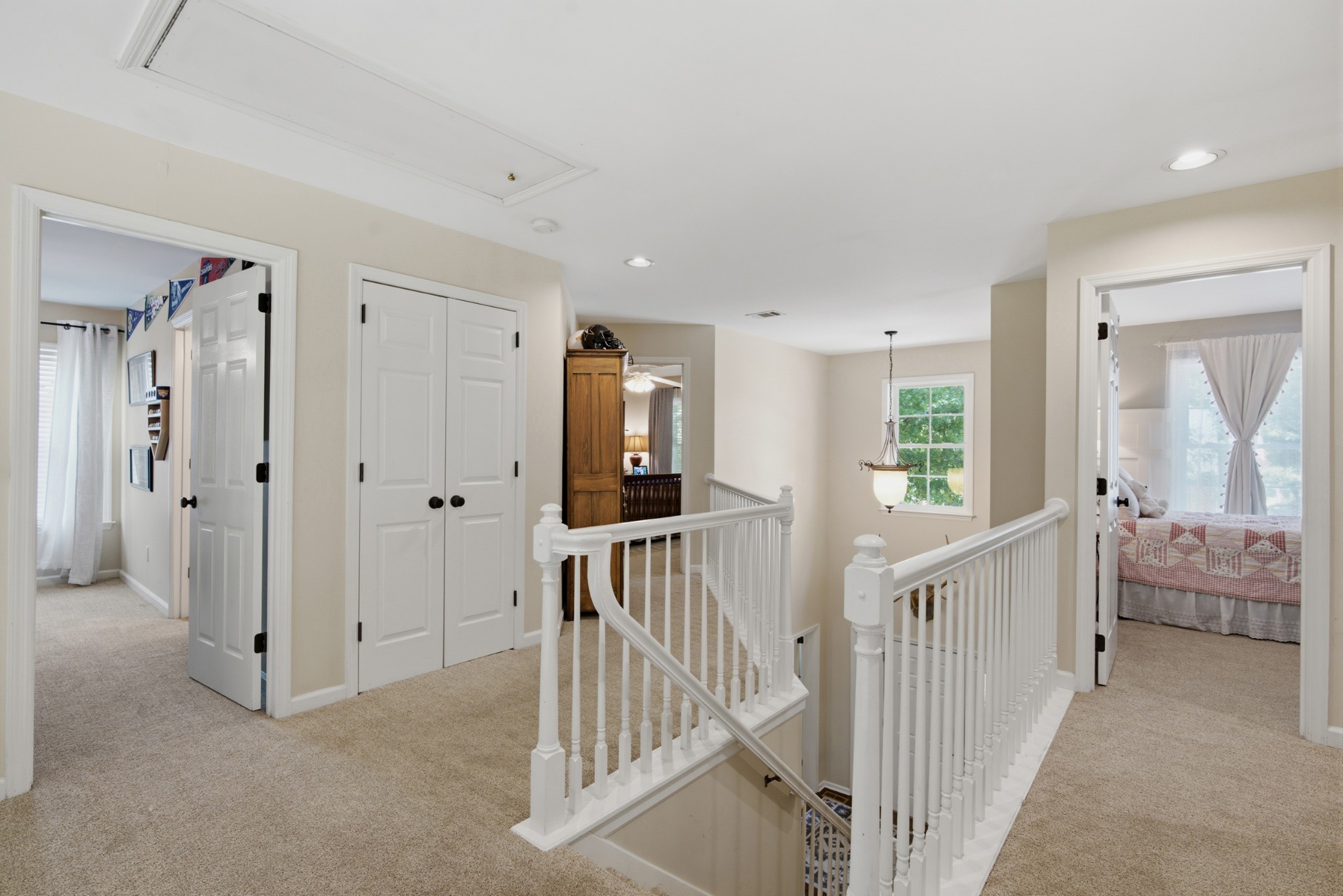 210 Stillcreek Dr