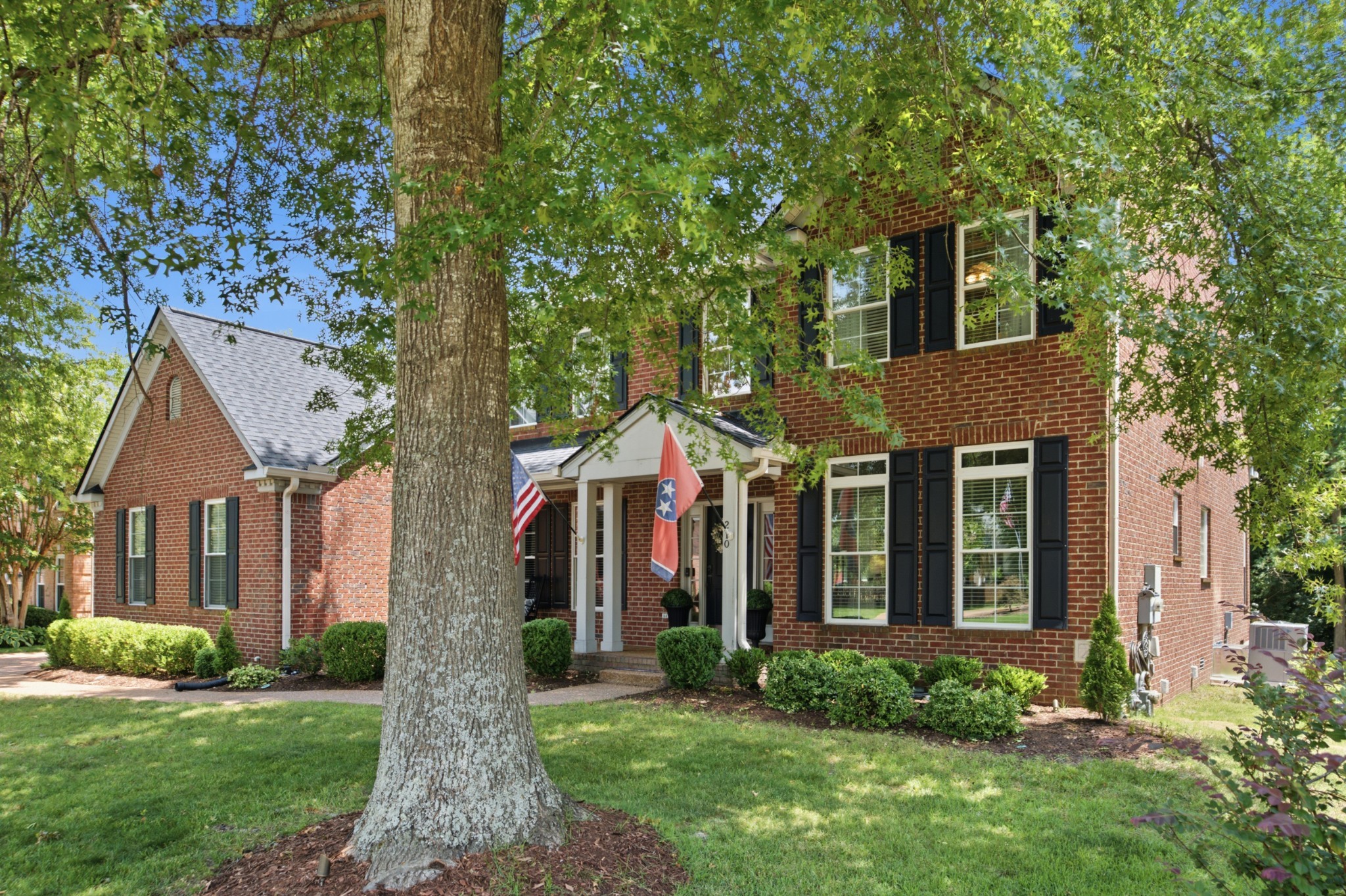 210 Stillcreek Dr