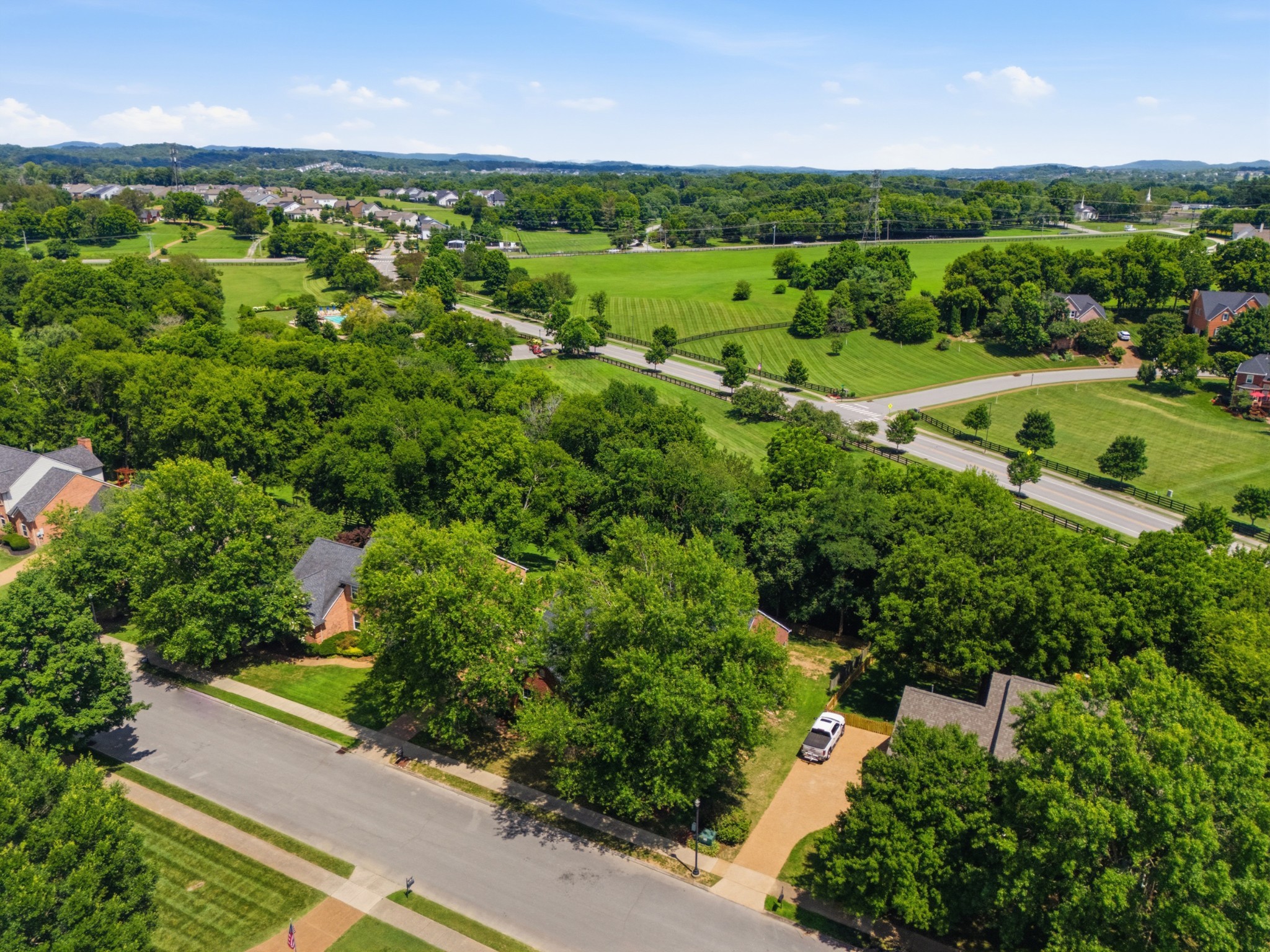 210 Stillcreek Dr
