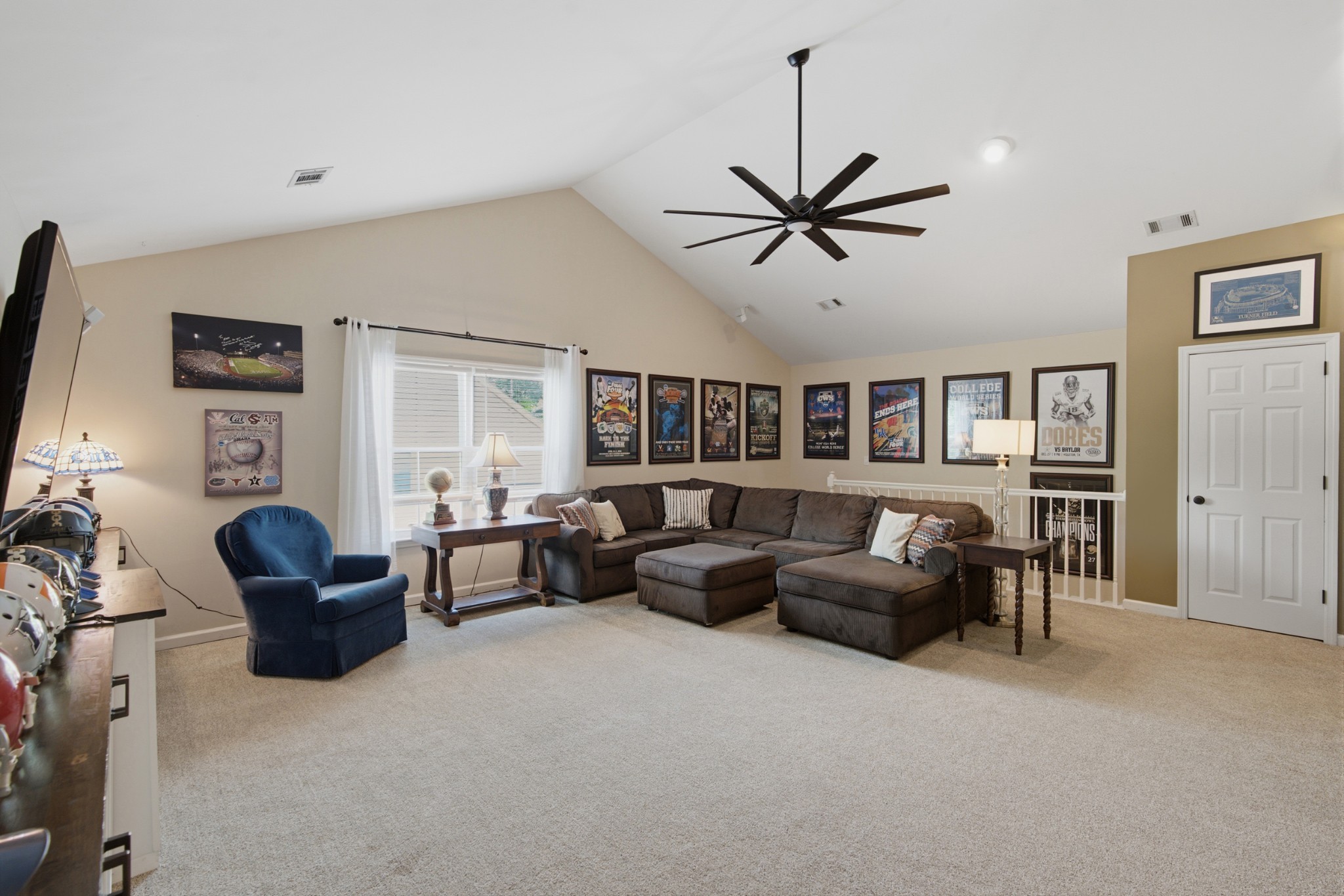 210 Stillcreek Dr