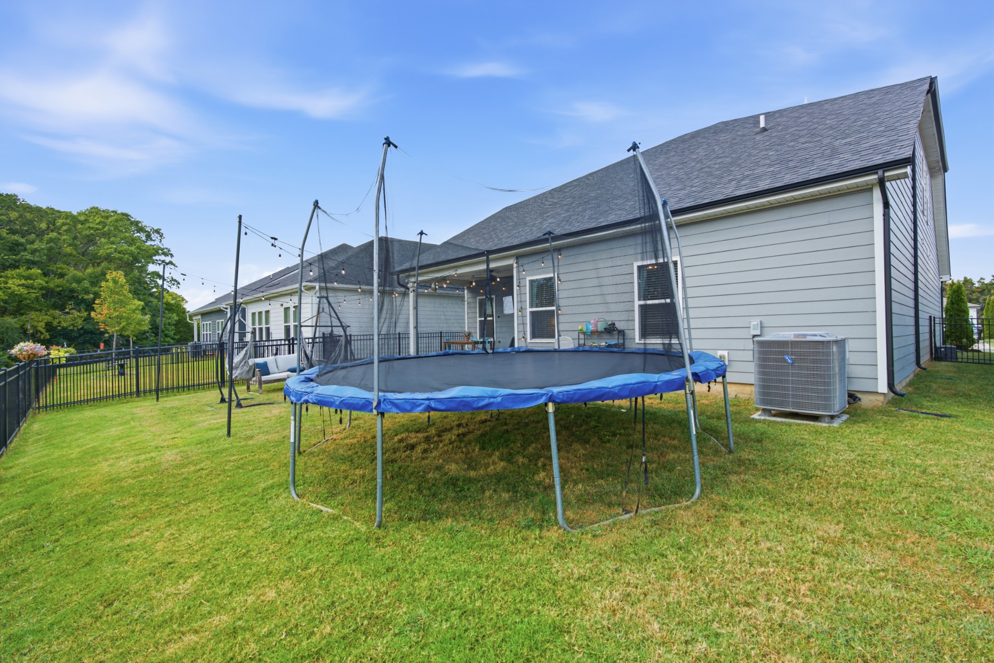 3825 Mathewson Way