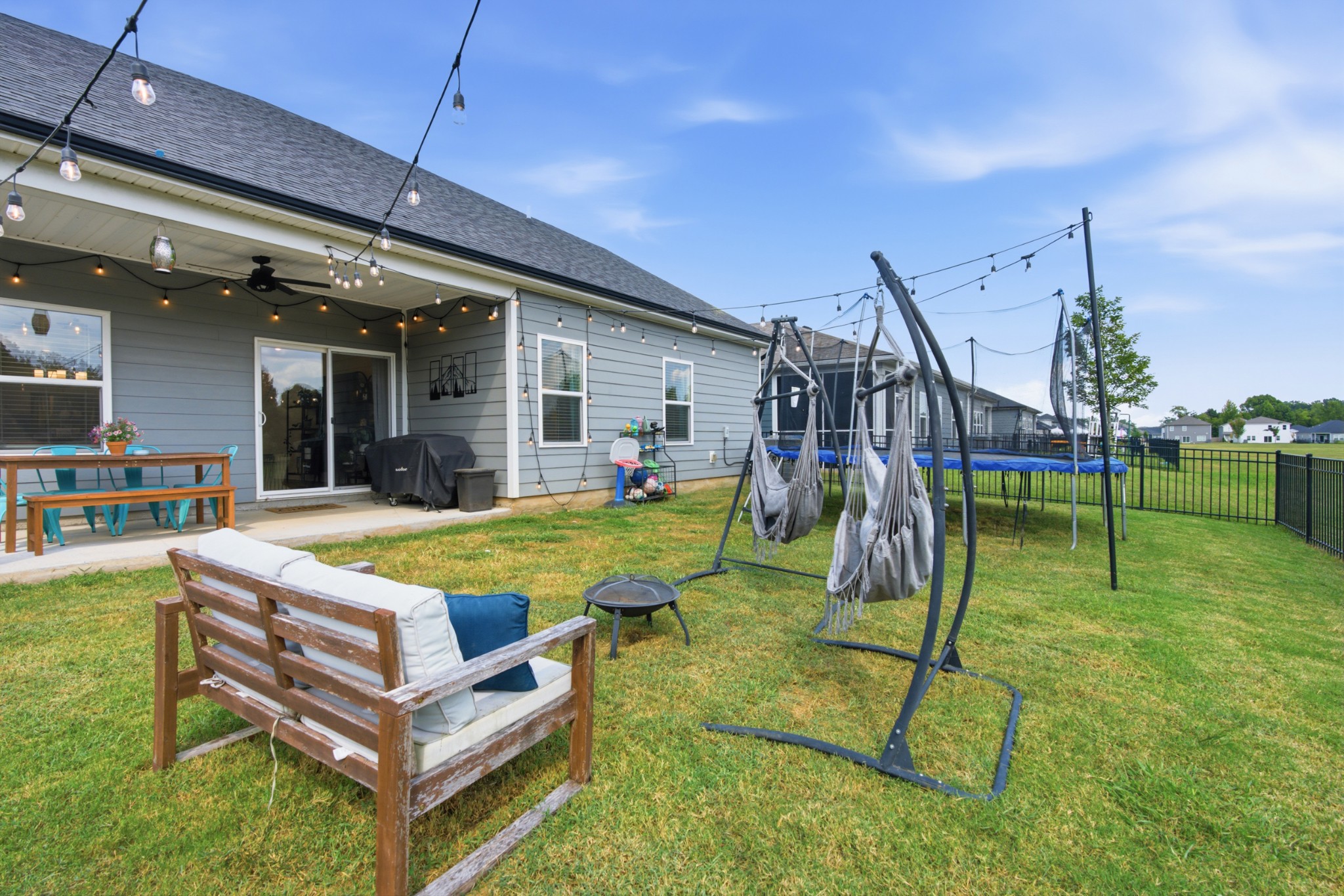 3825 Mathewson Way