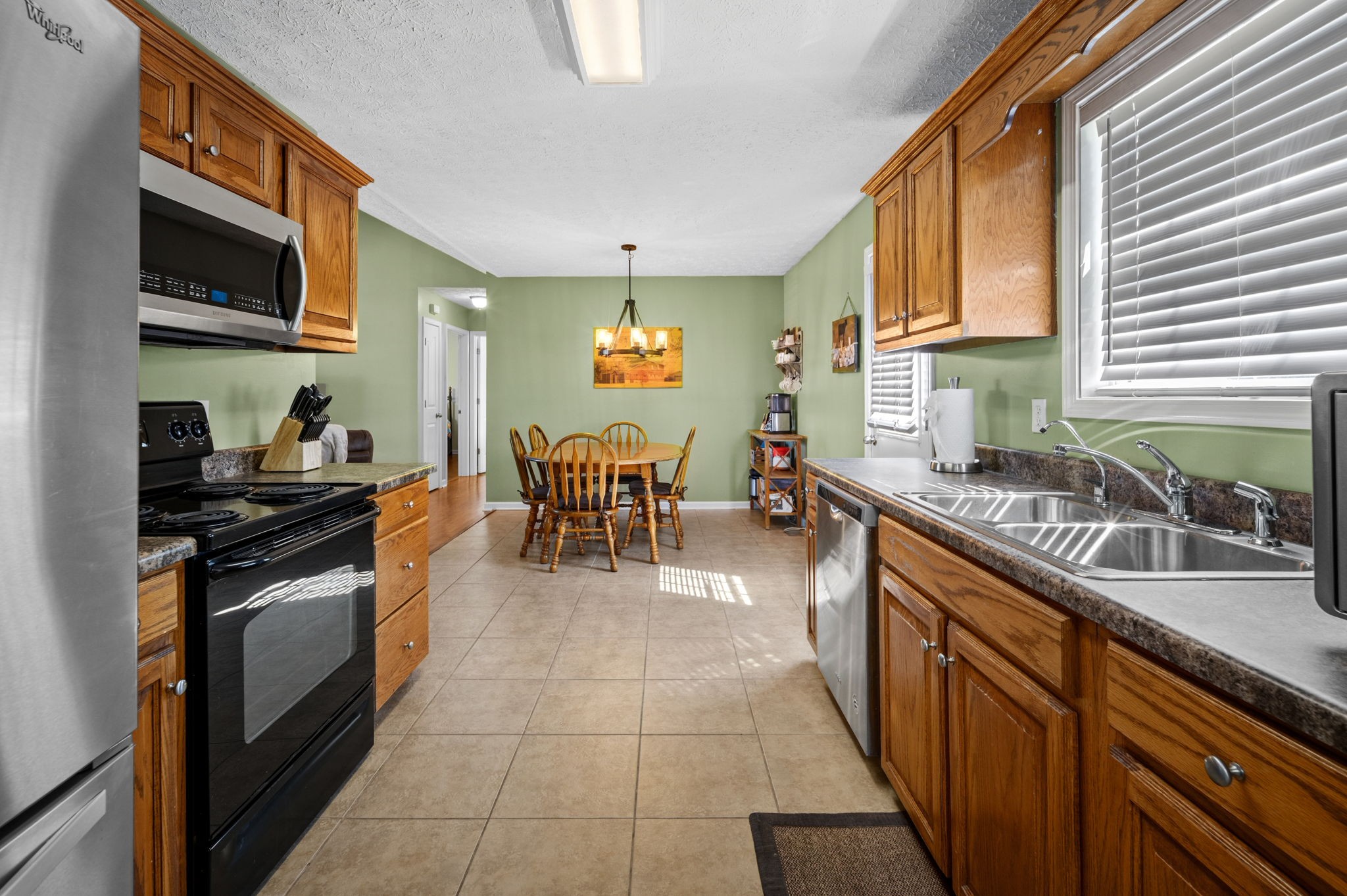 204 Greenbrier Swamp Rd