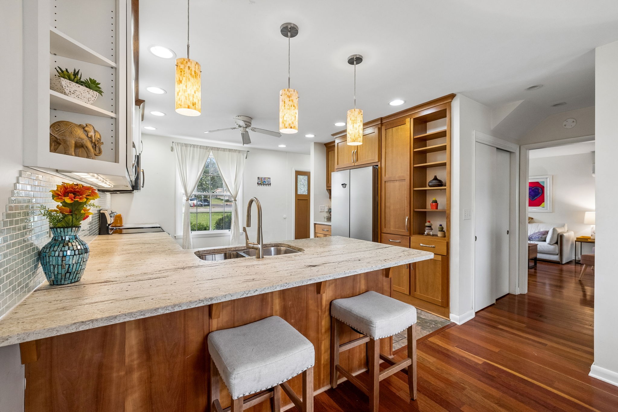 437 Annex Ave