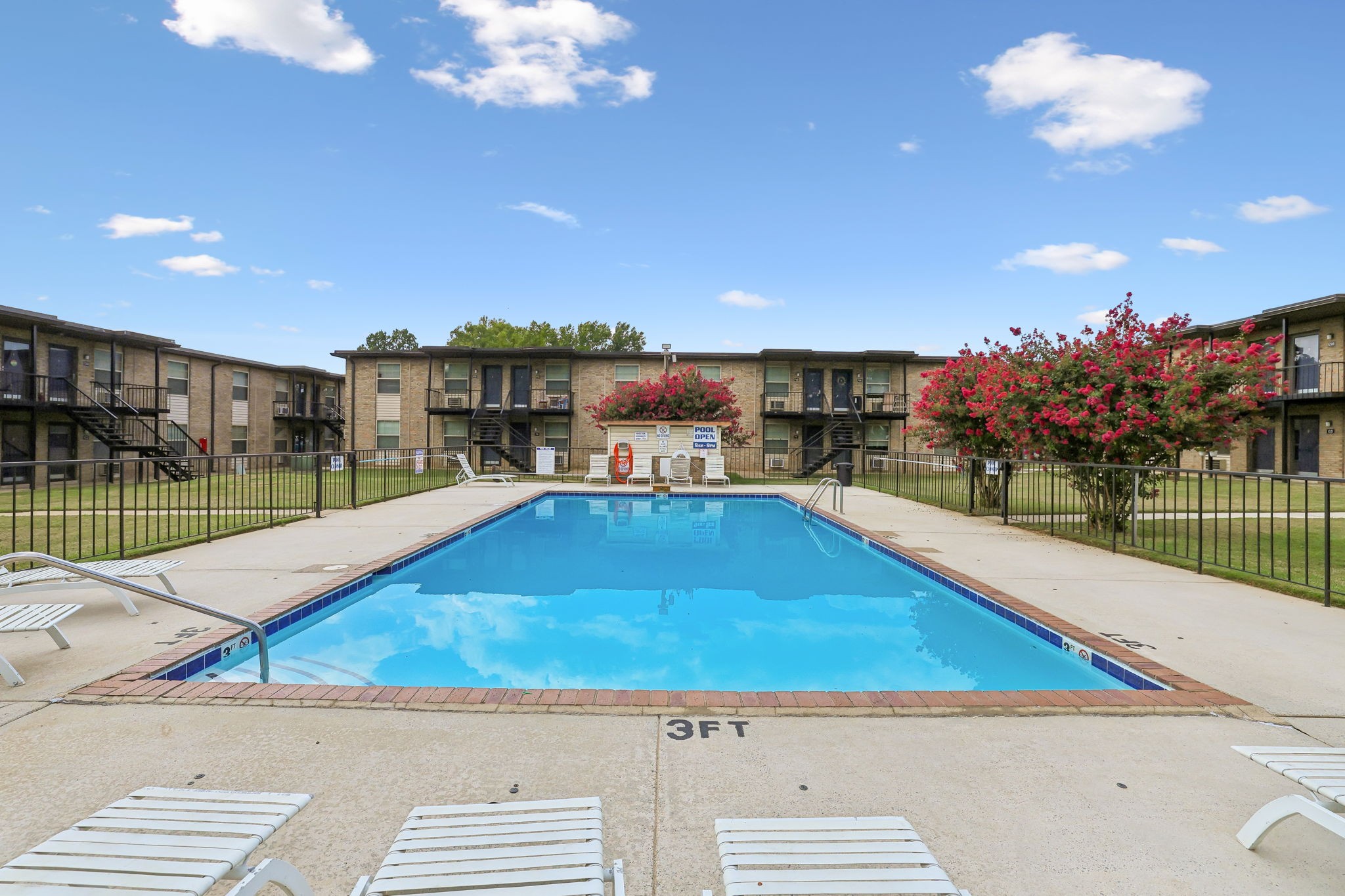 2850 Middle Tennessee Blvd Unit: D10