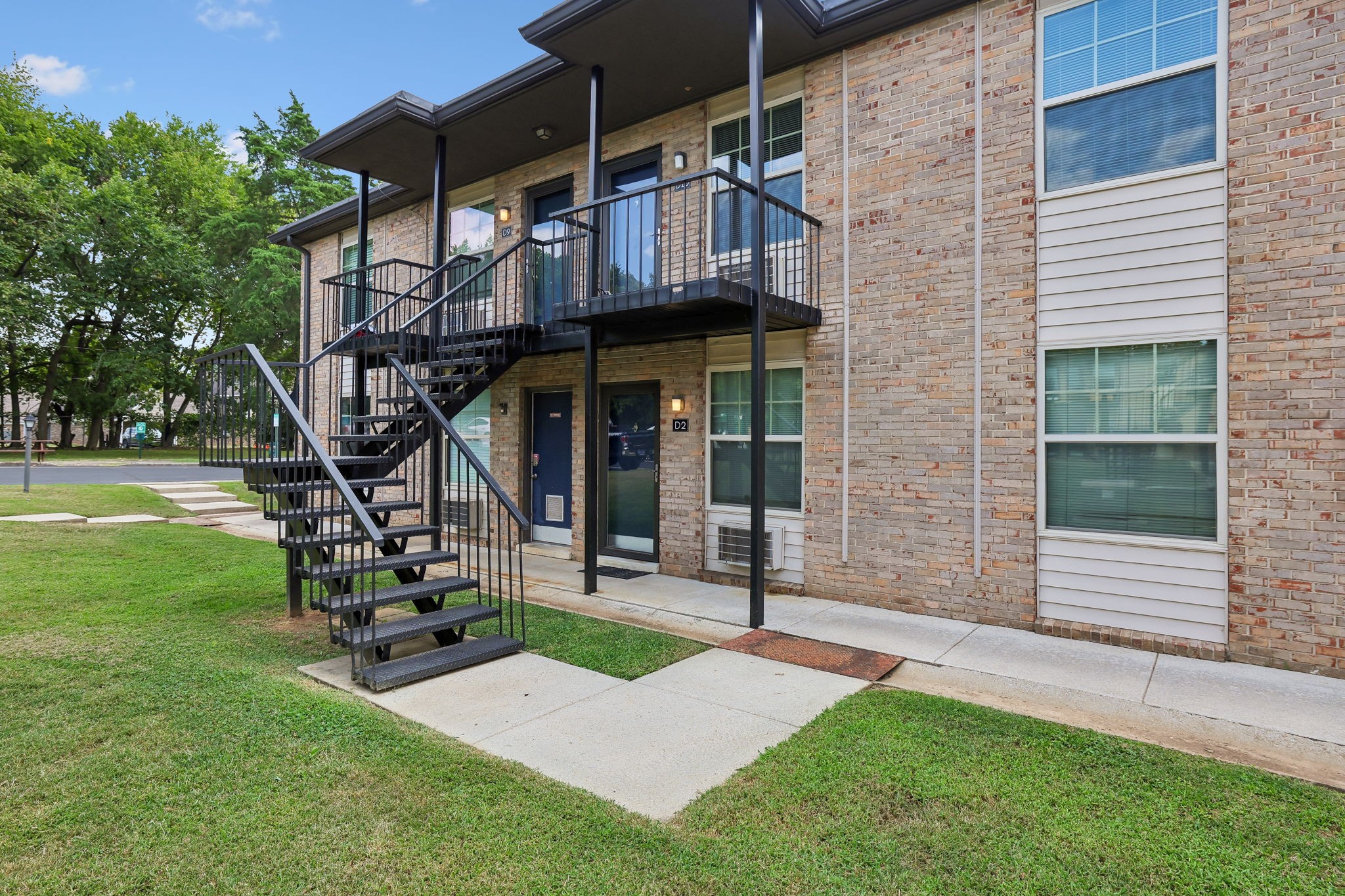 2850 Middle Tennessee Blvd Unit: D10