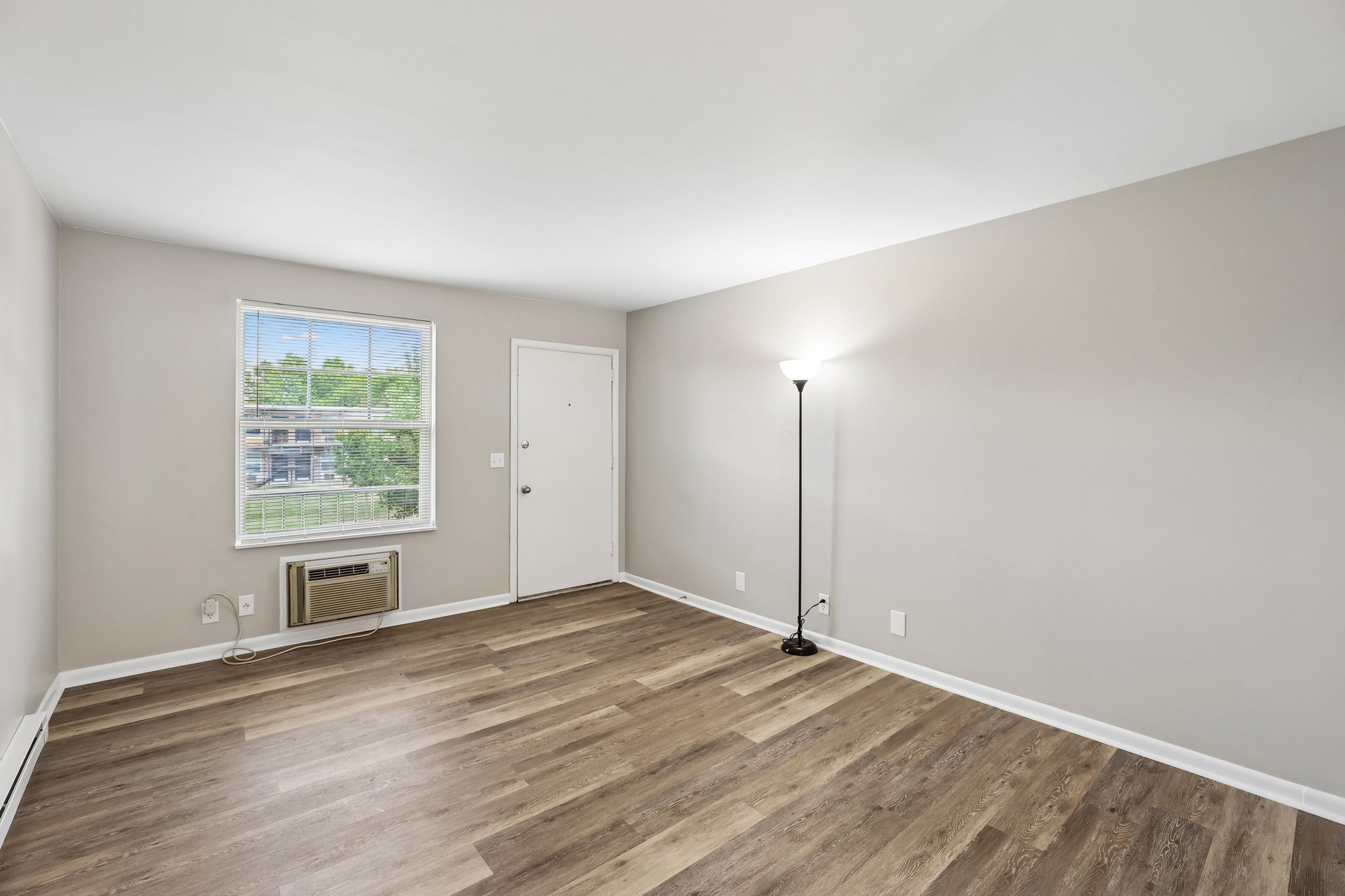 2850 Middle Tennessee Blvd Unit: D10