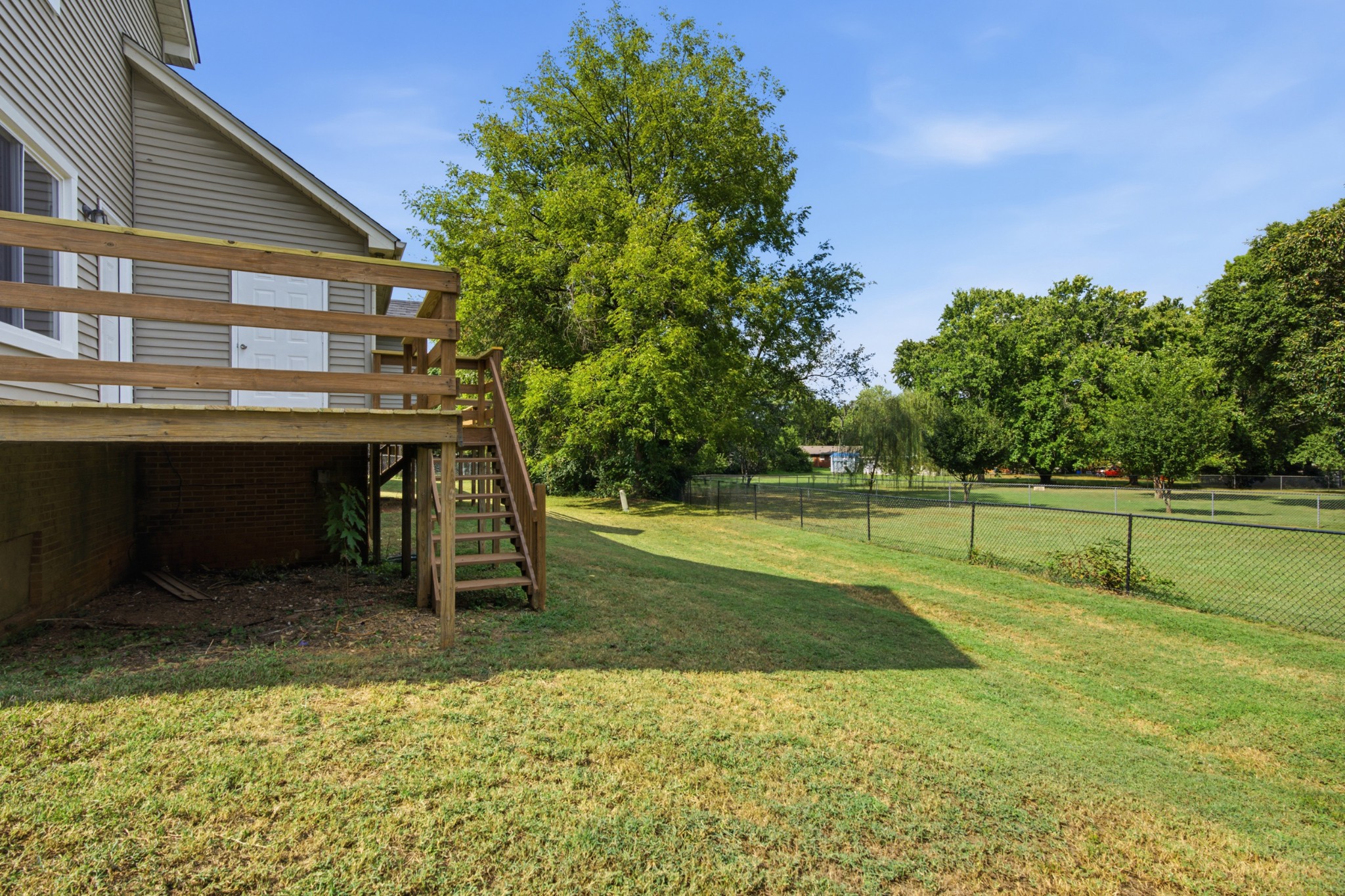 1035 Silver Point Dr