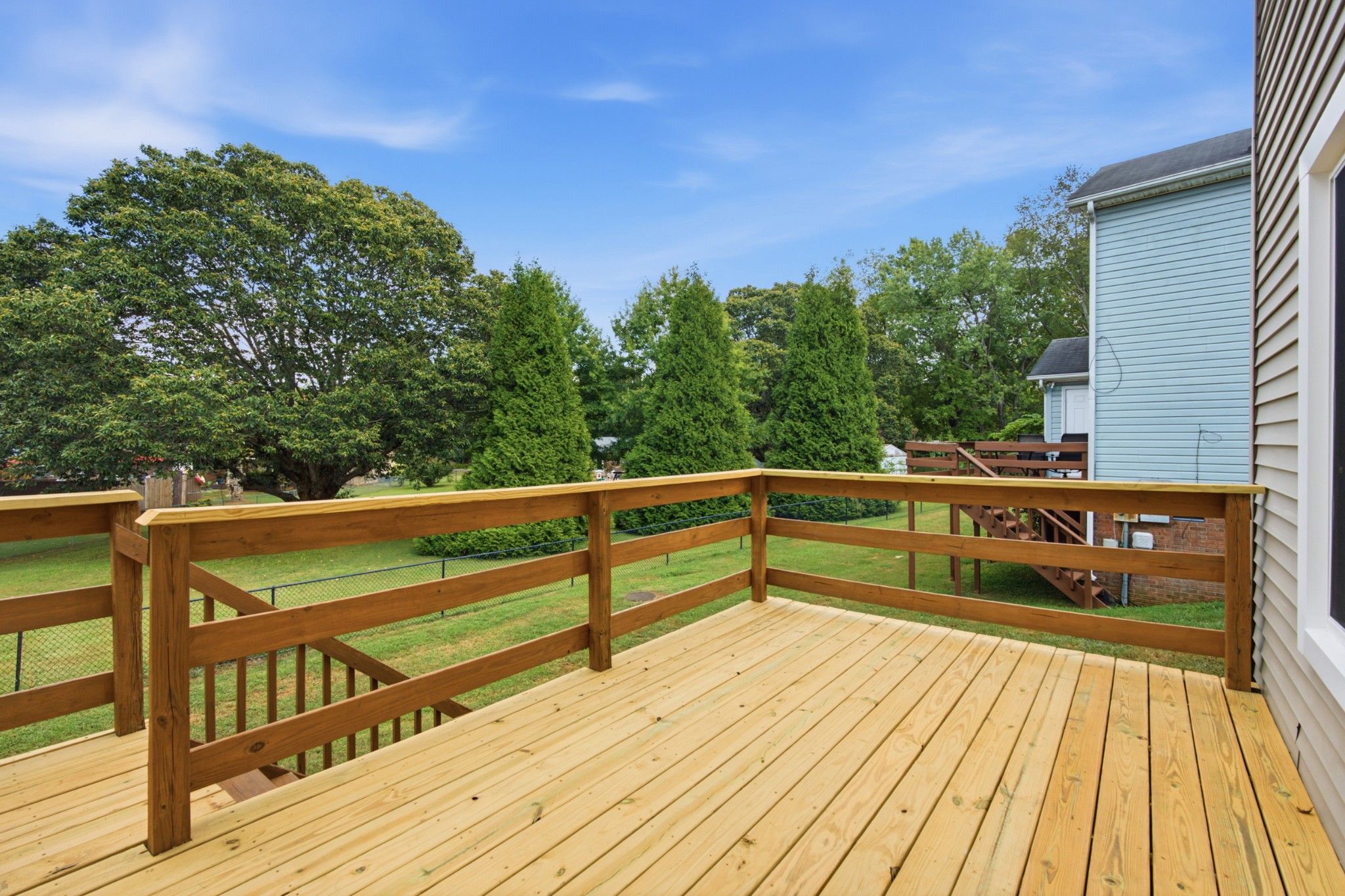 1035 Silver Point Dr