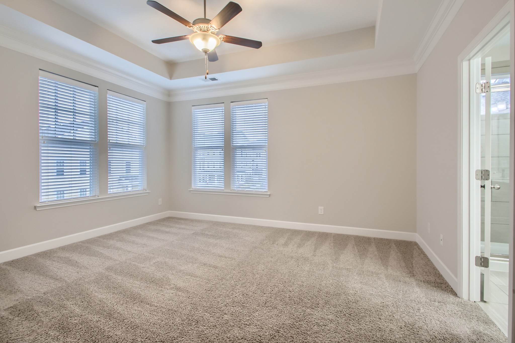 307 Kara Ln