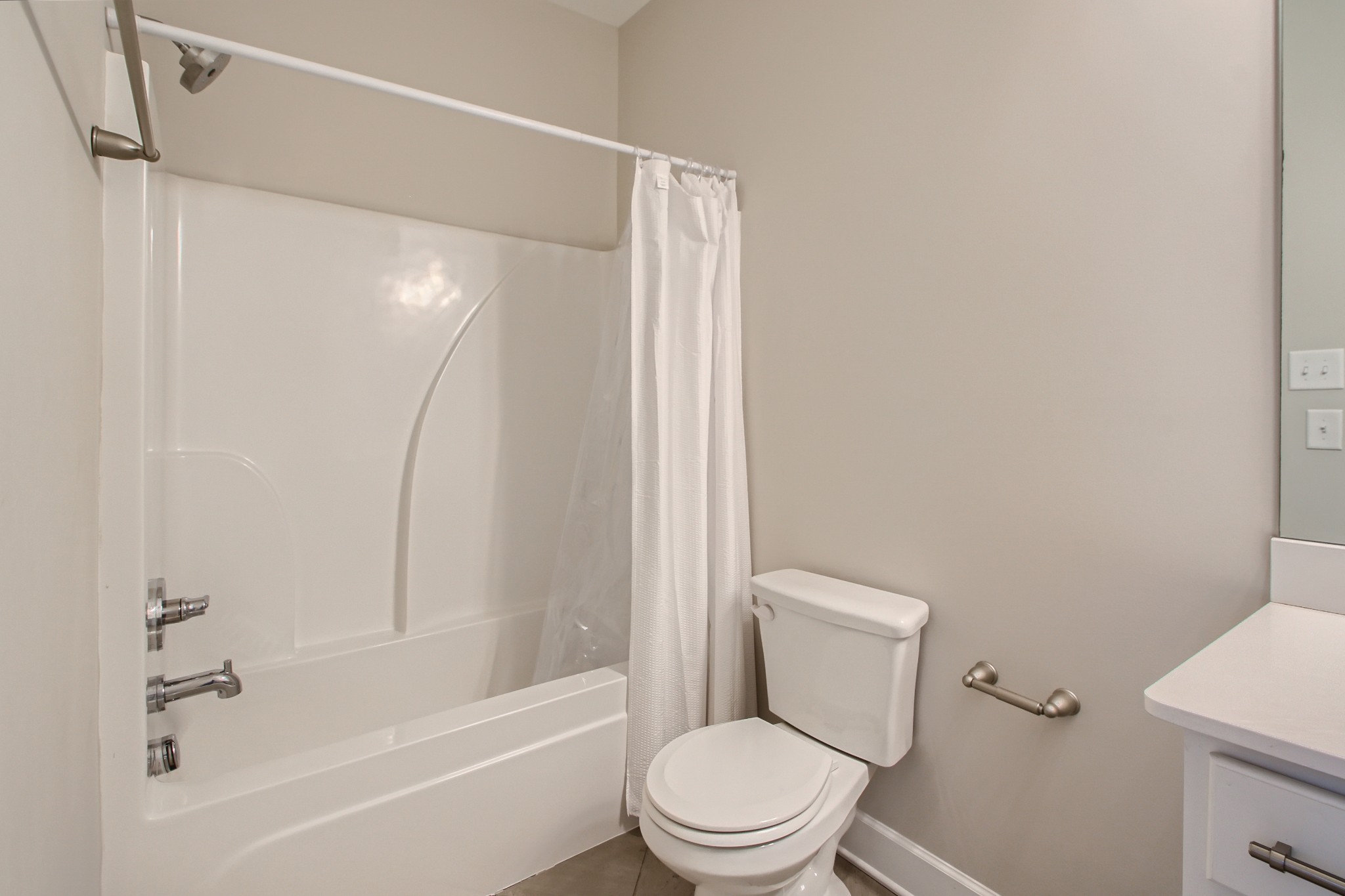 307 Kara Ln