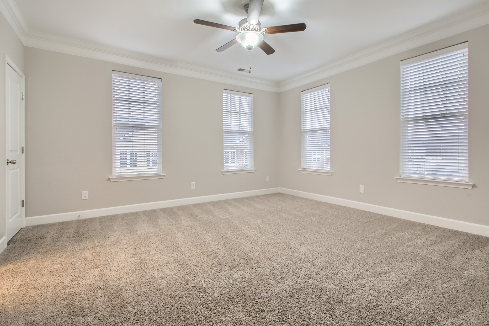 307 Kara Ln